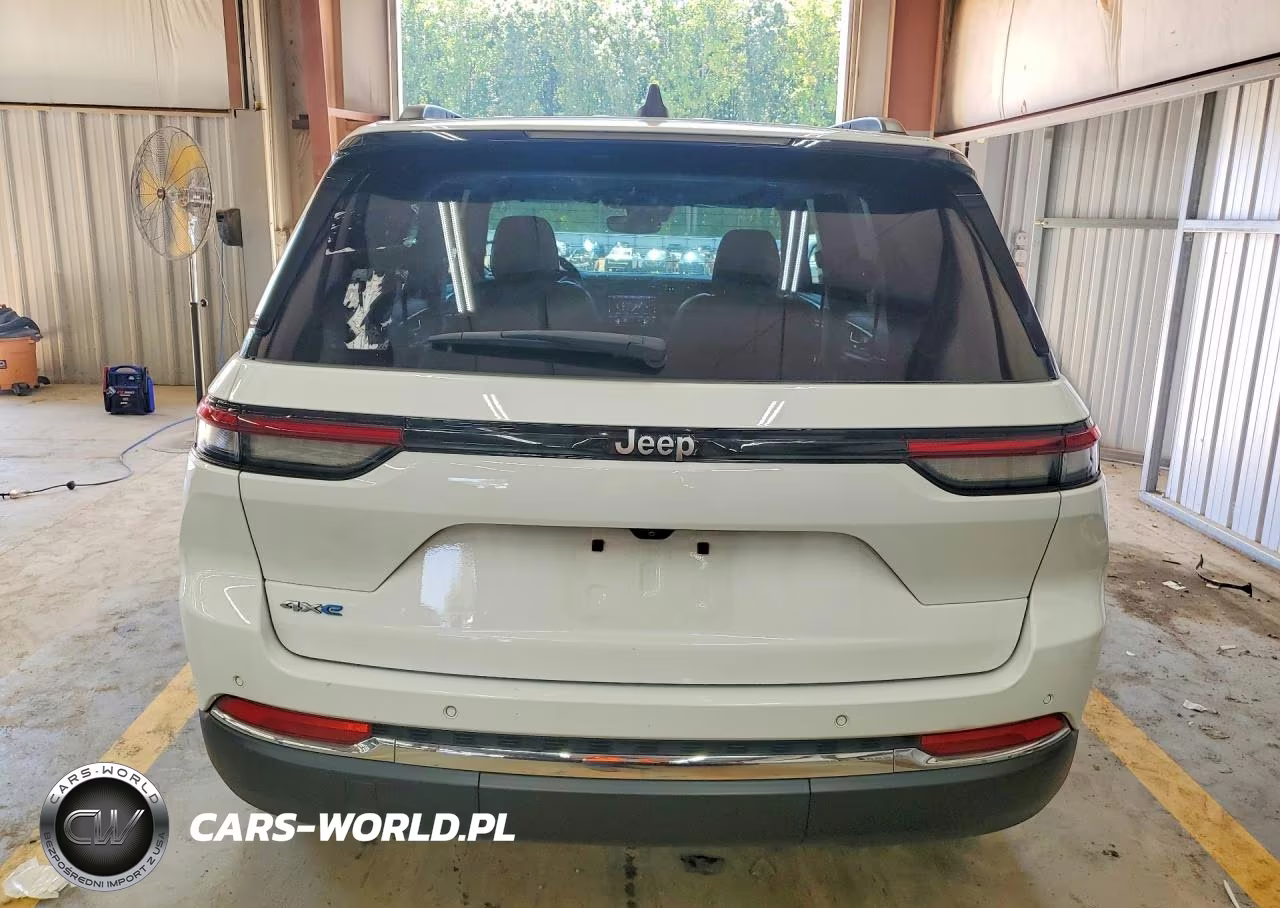 2024 Jeep Grand Cherokee Limited 4Xe VIN:1C4RJYB62RC120558 - 6