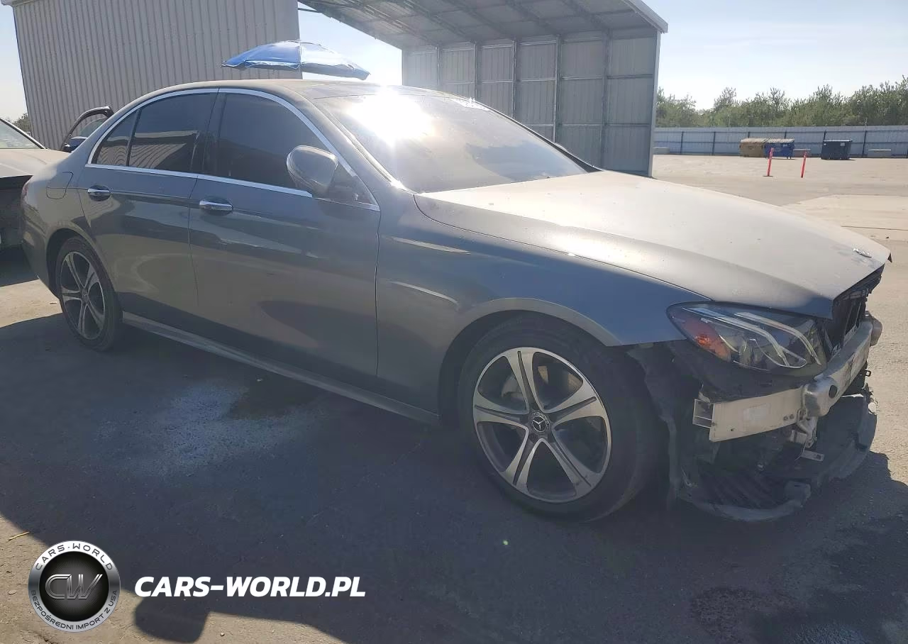 2019 Mercedes-Benz E 300 VIN:WDDZF4JB7KA523144 - 4