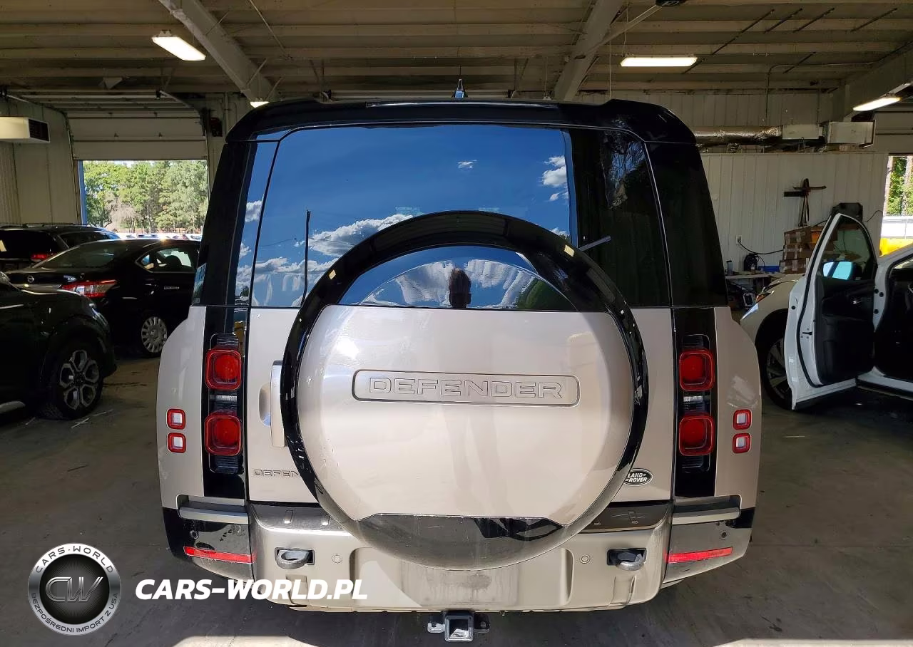 2023 Land Rover Defender 130 X-Dynamic Se VIN:SALE2FEU9P2232022 - 6