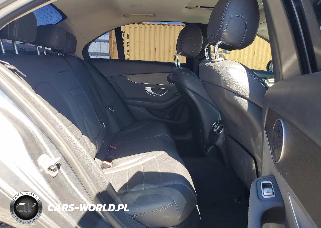 2019 Mercedes-Benz C 300 VIN:WDDWF8DB4KR460740 - 10
