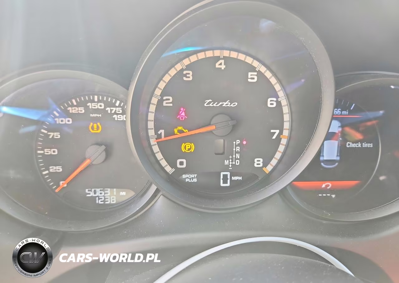 2017 Porsche Macan Turbo VIN:WP1AF2A57HLB61575 - 9