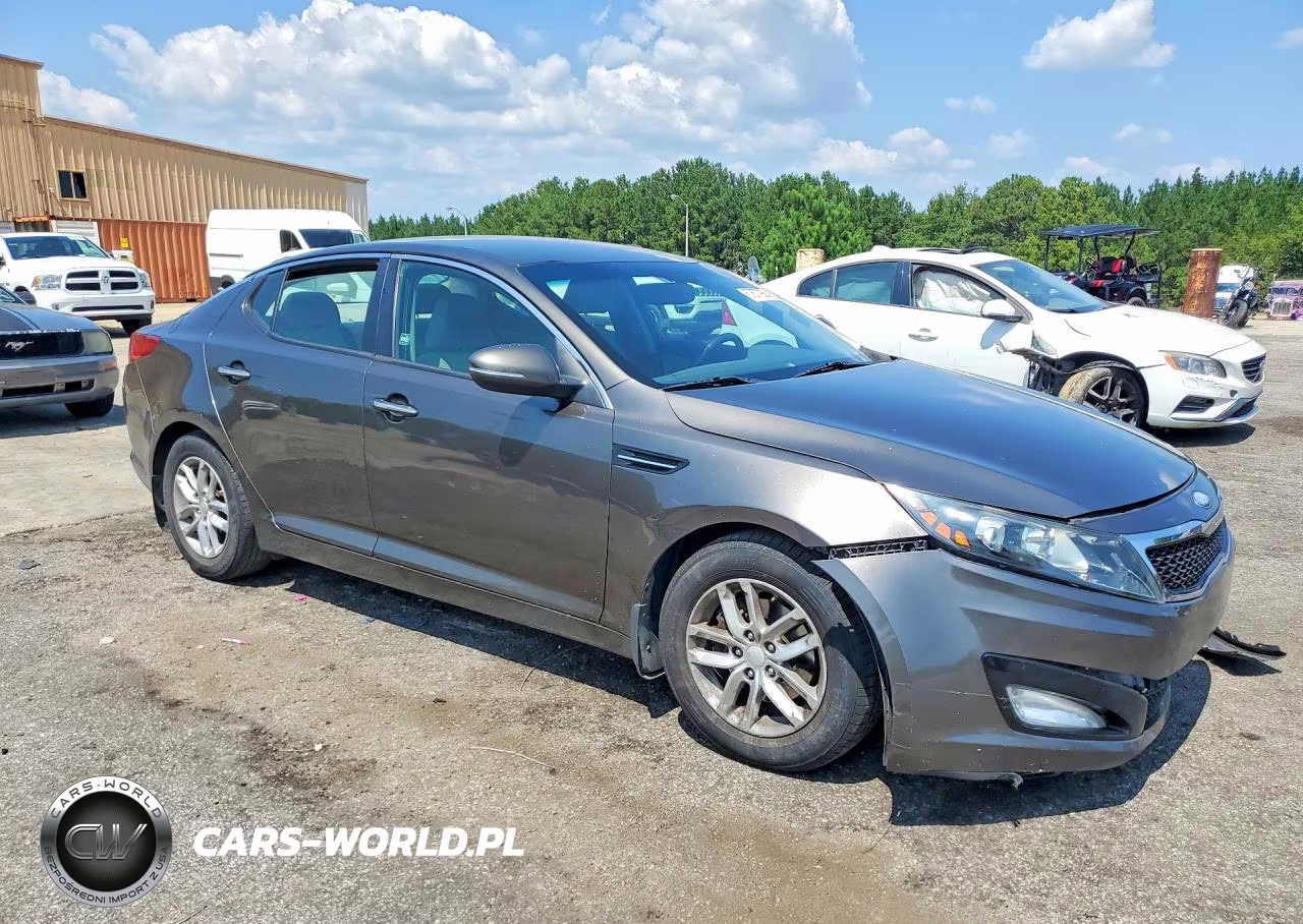 2013 Kia Optima Lx VIN:5XXGM4A79DG243655 - 4