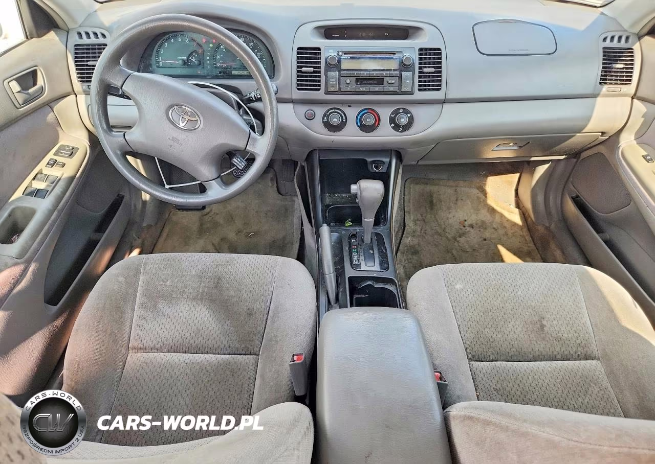 2003 Toyota Camry Le VIN:4T1BE32K43U156514 - 8