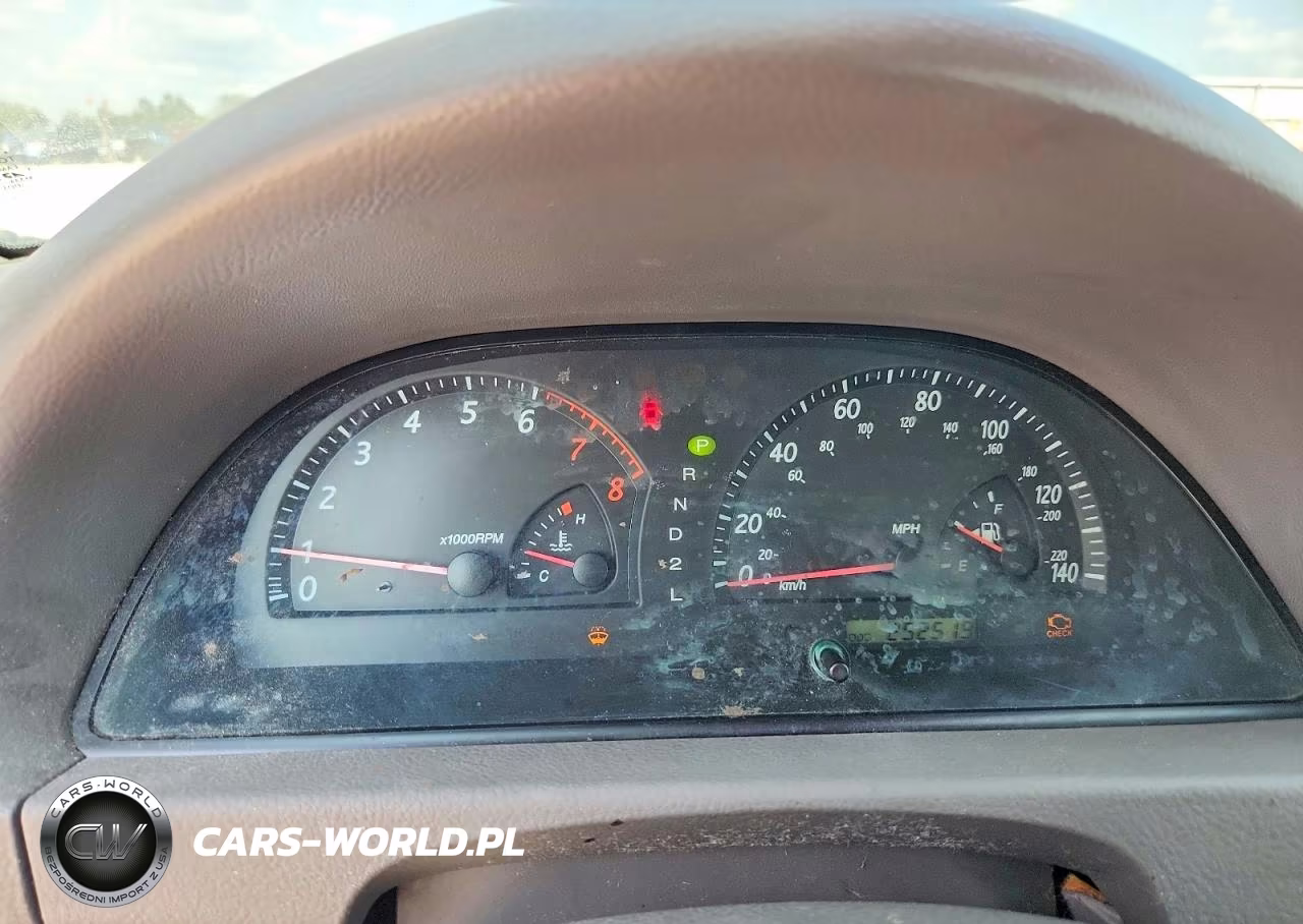 2003 Toyota Camry Le VIN:4T1BE32K43U156514 - 9