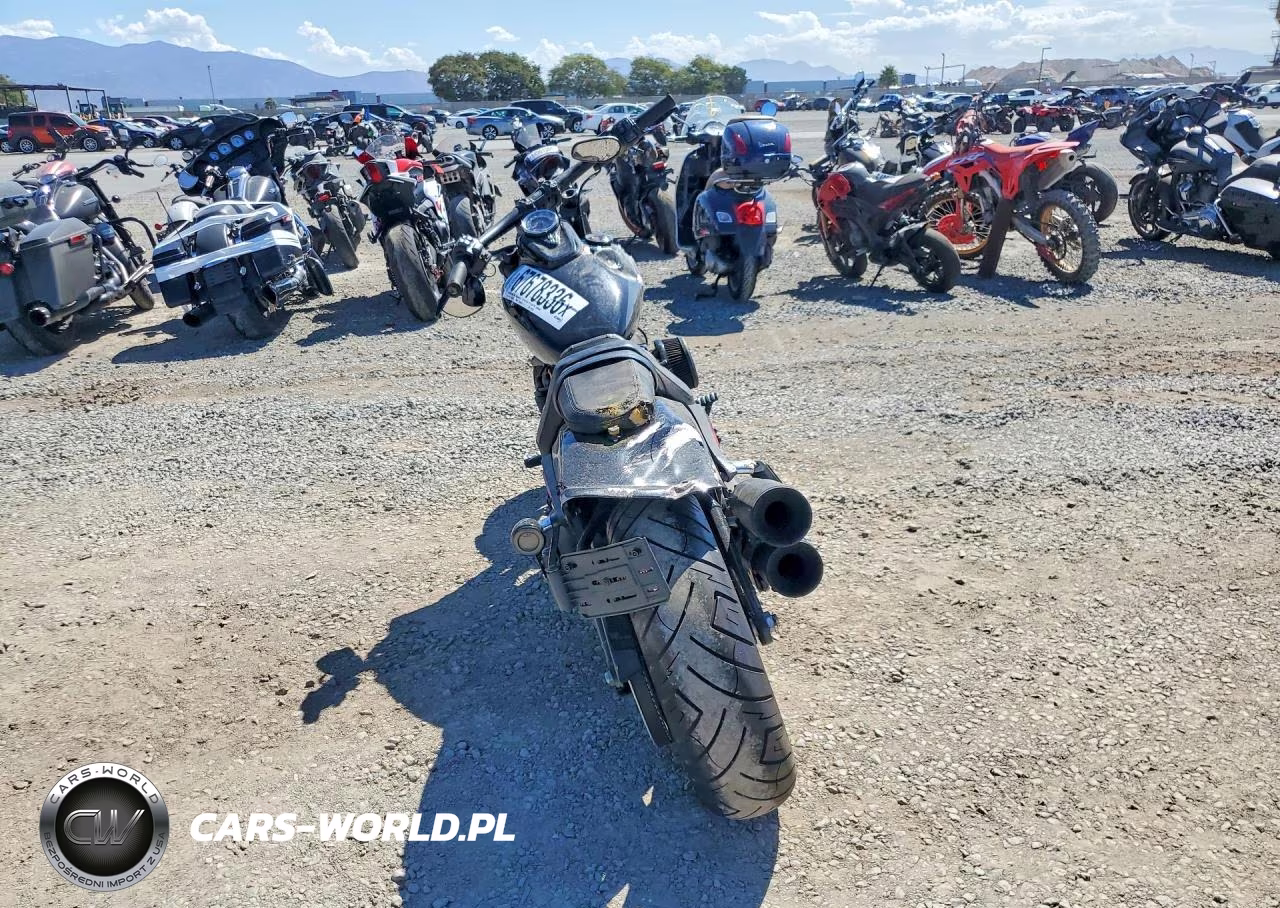 2022 Harley-Davidson Fxfbs VIN:1HD1YLK28NB011853 - 4