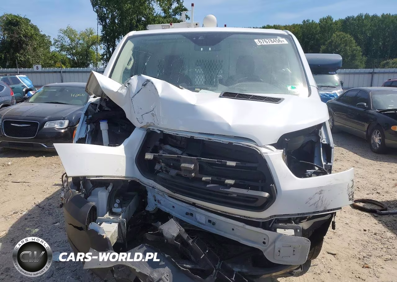 2018 Ford Transit T-250 VIN:1FTYR2YM4JKA85930 - 5