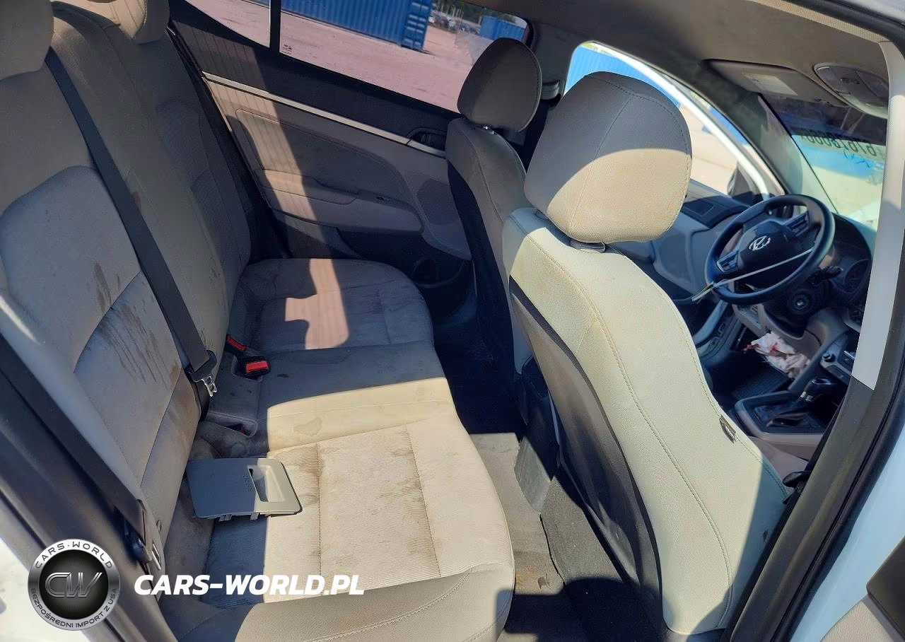 2017 Hyundai Elantra Se VIN:5NPD84LF0HH104682 - 10