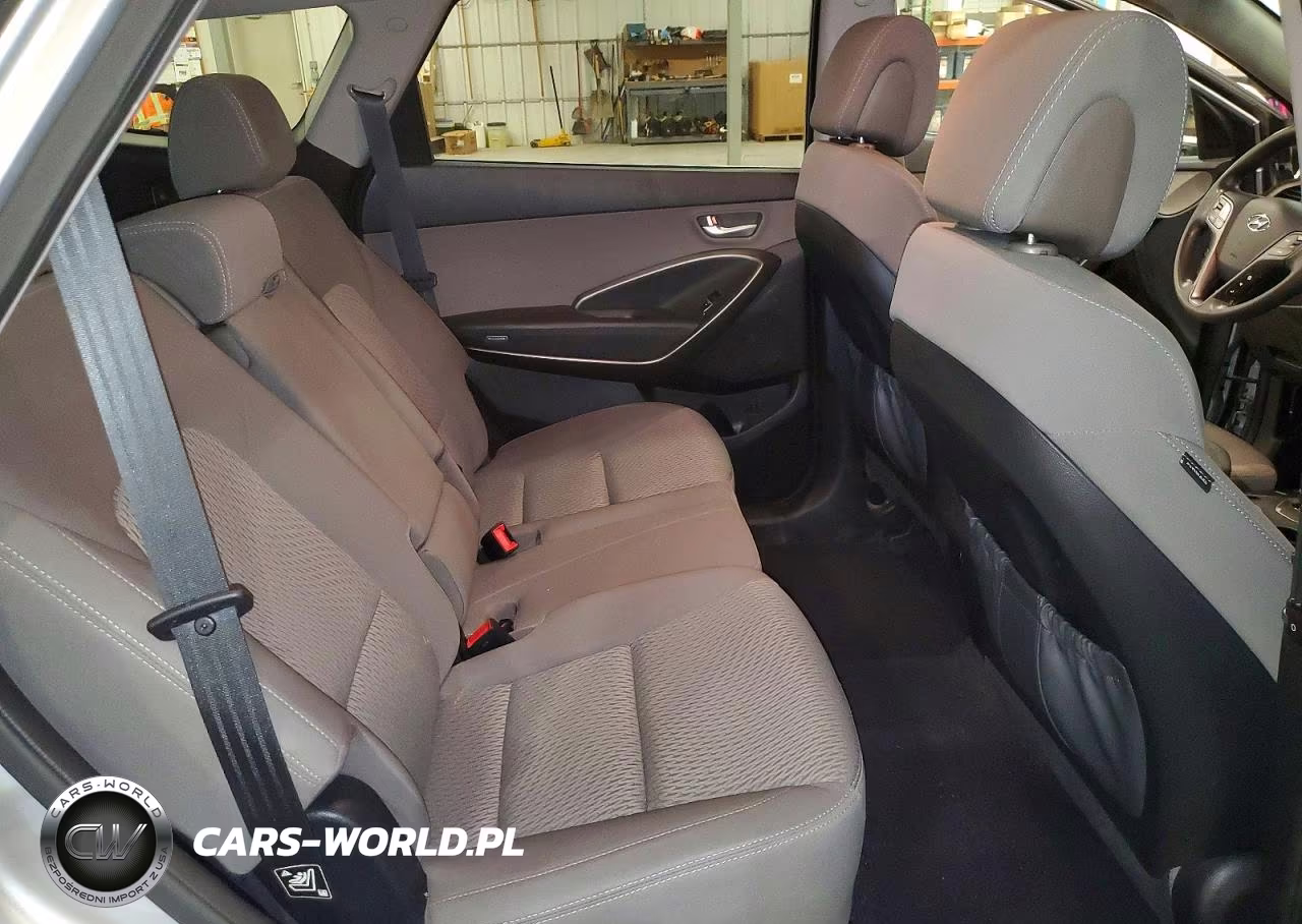 2017 Hyundai Santa Fe Se VIN:KM8SMDHF1HU178321 - 11