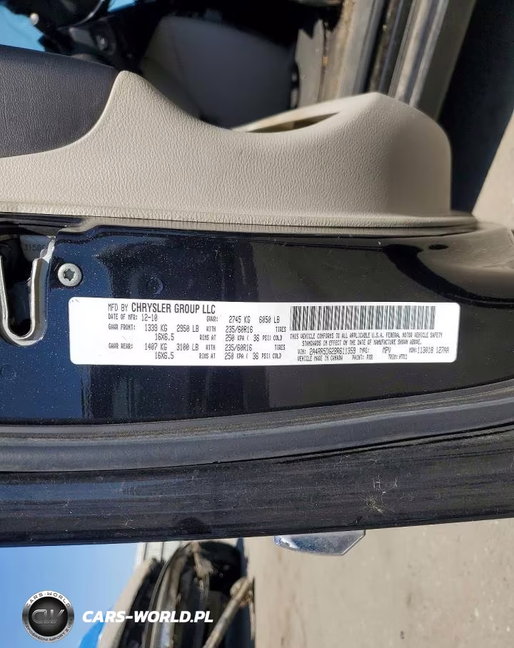2011 Chrysler Town & Country Touring VIN:2A4RR5DG2BR611359 - 14