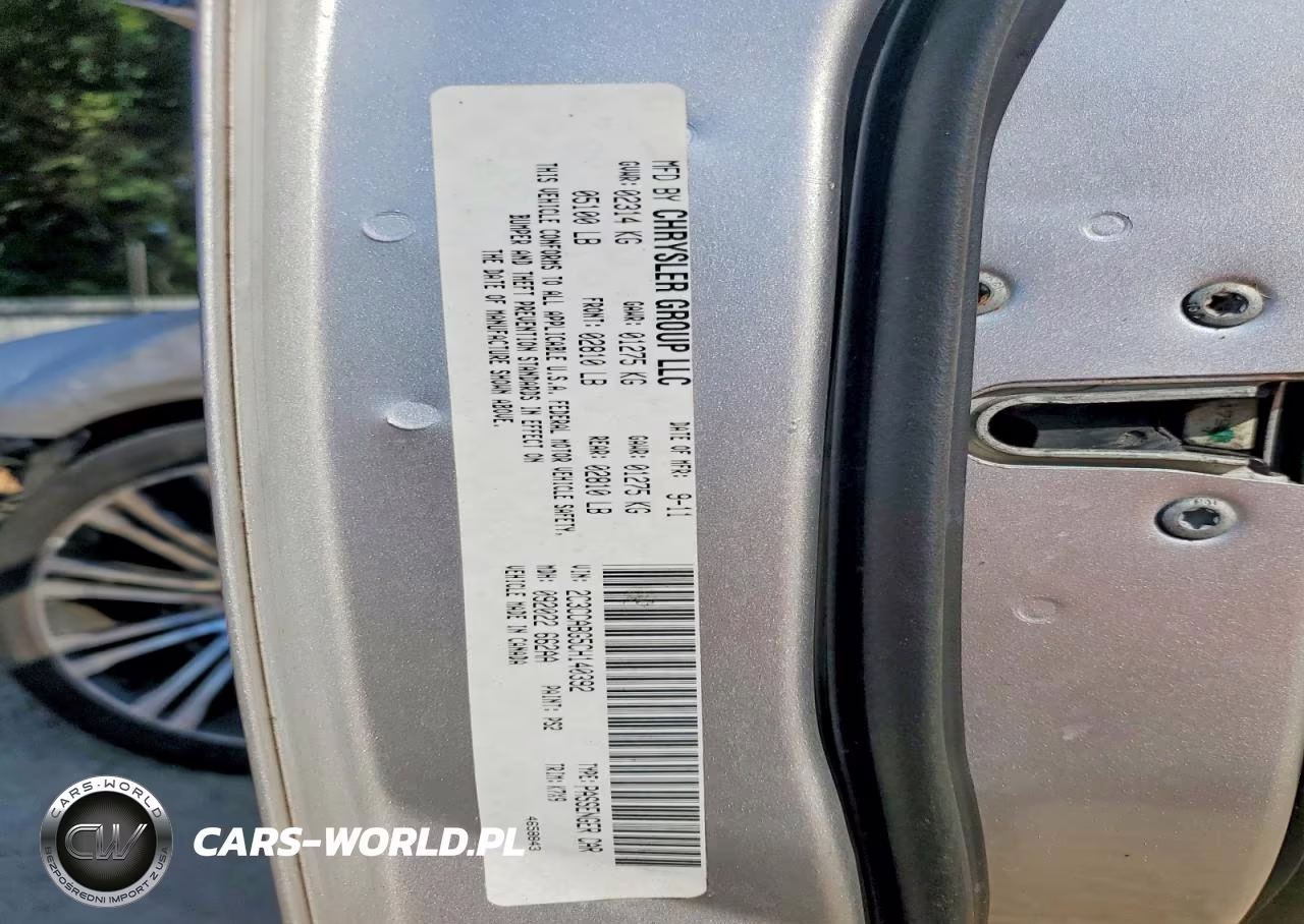 2012 Chrysler 300 S VIN:2C3CCABG5CH140392 - 12
