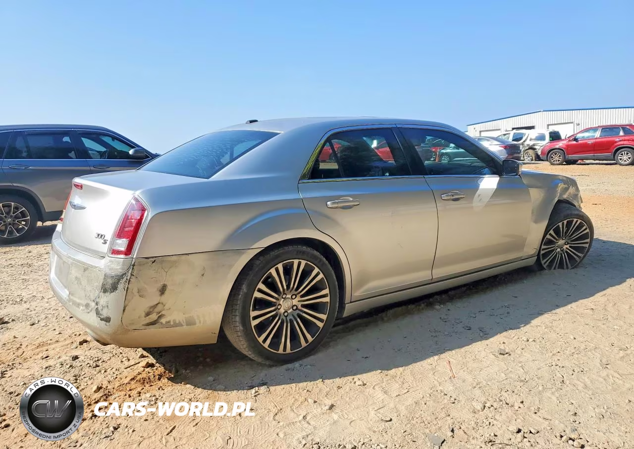 2012 Chrysler 300 S VIN:2C3CCABG5CH140392 - 3
