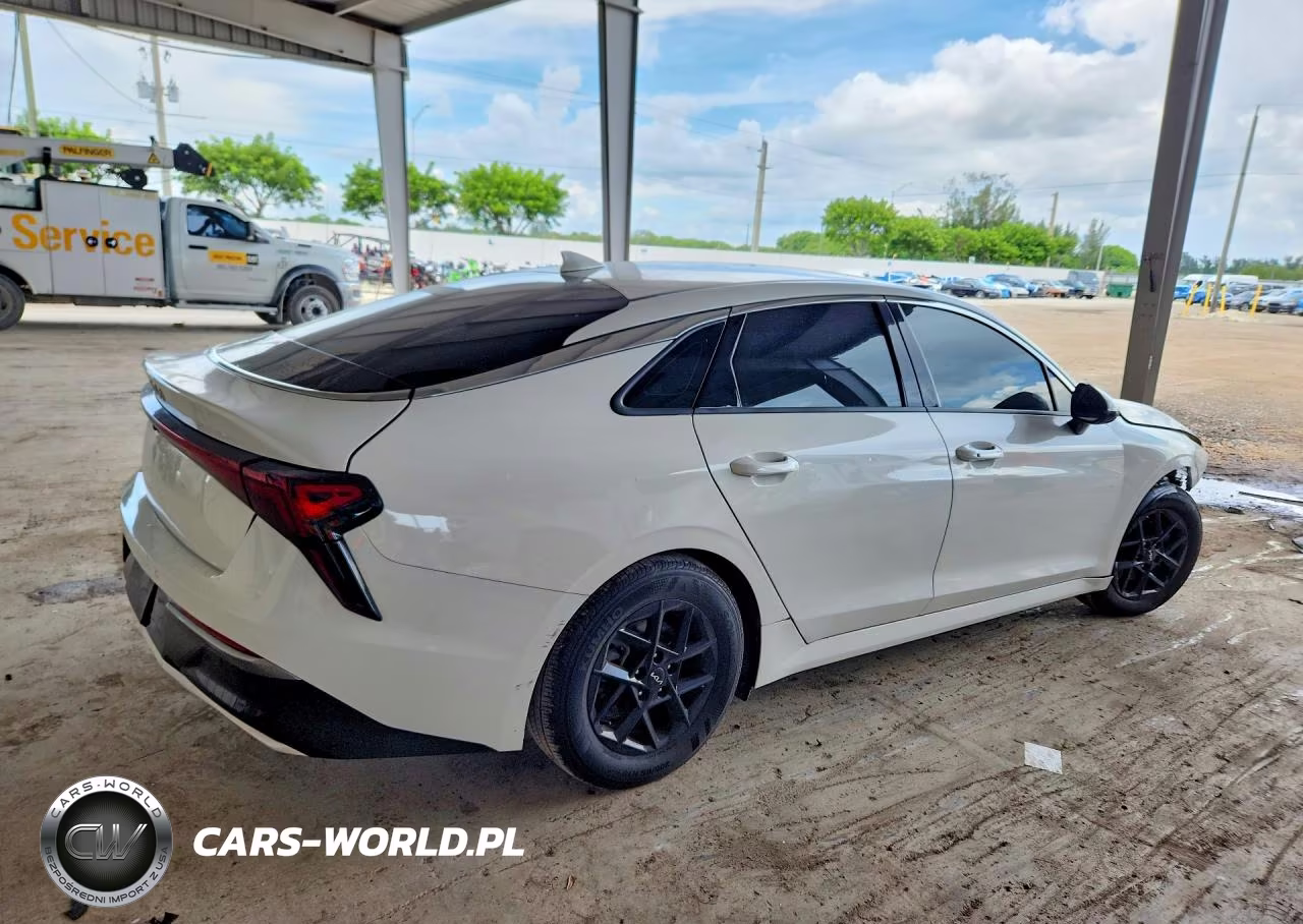 2025 Kia K5 Lxs VIN:KNAG24J79S5289944 - 3