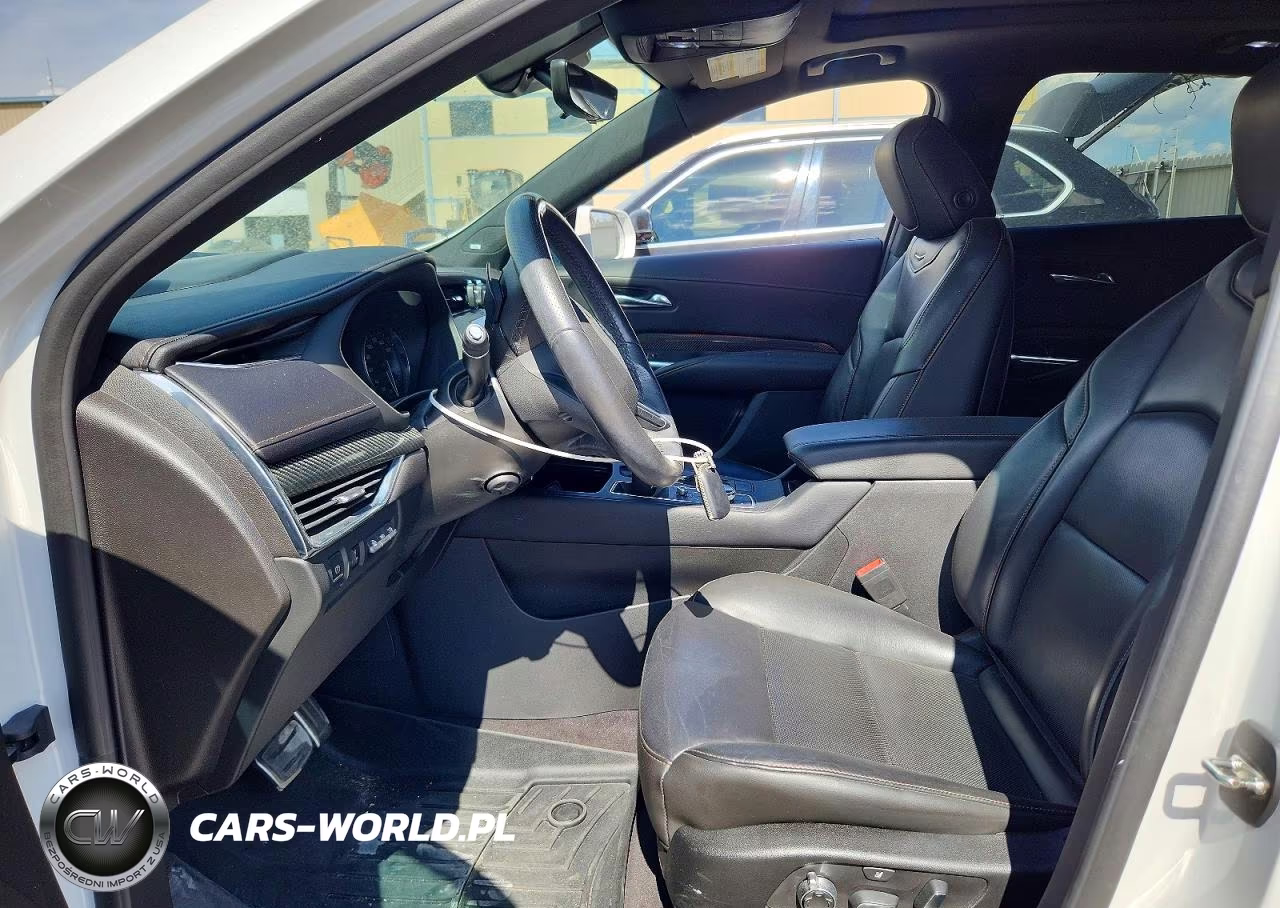 2019 Cadillac Xt4 Sport VIN:1GYFZFR44KF214024 - 7