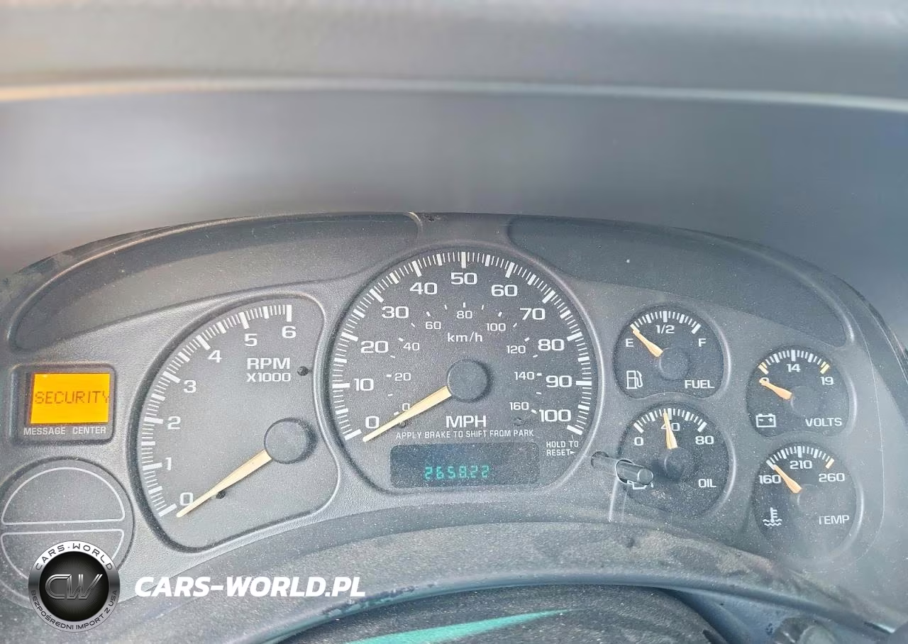 2002 GMC Yukon VIN:1GKEC13V42R274802 - 9