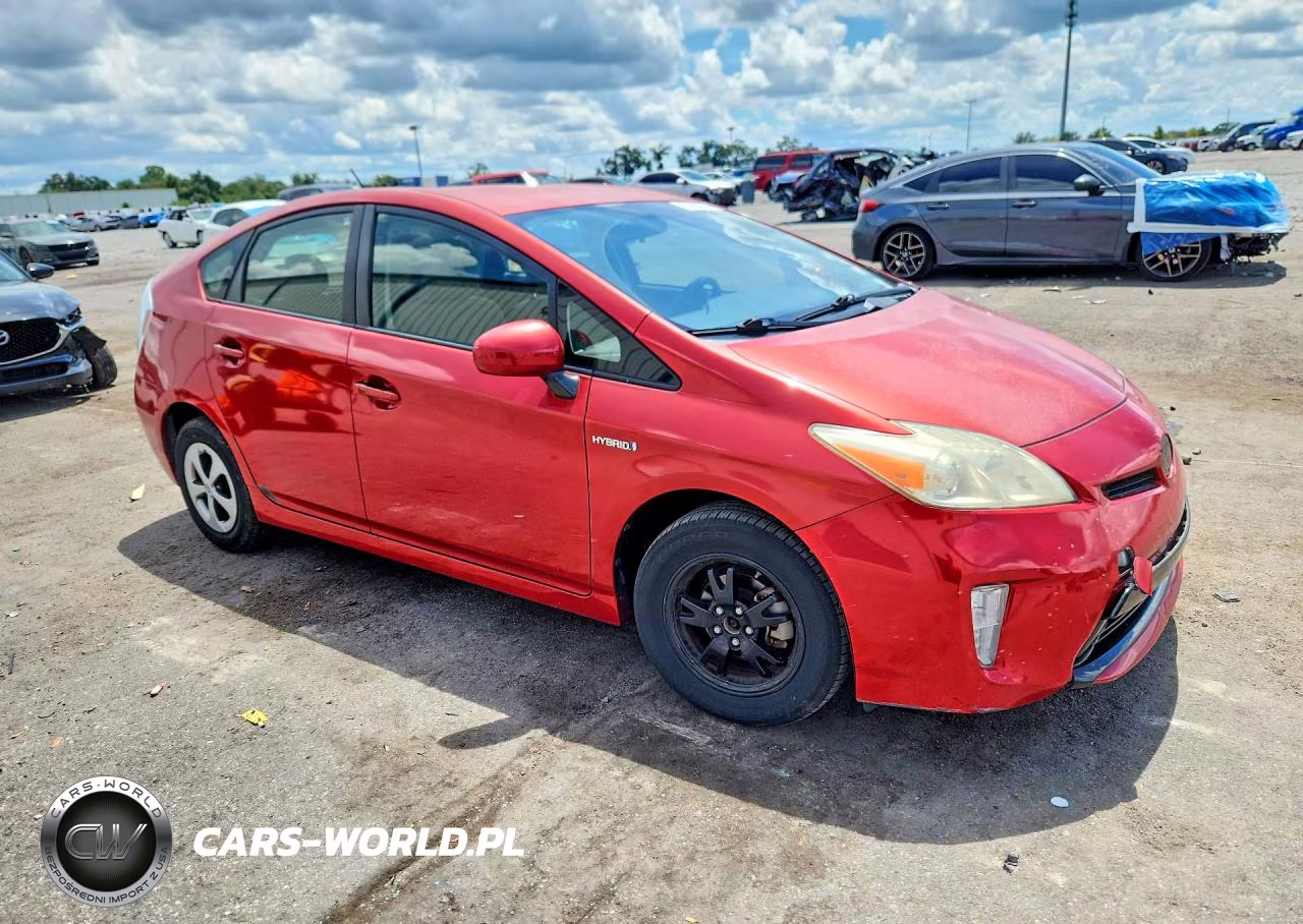 2013 Toyota Prius Three VIN:JTDKN3DU9D1732958 - 4