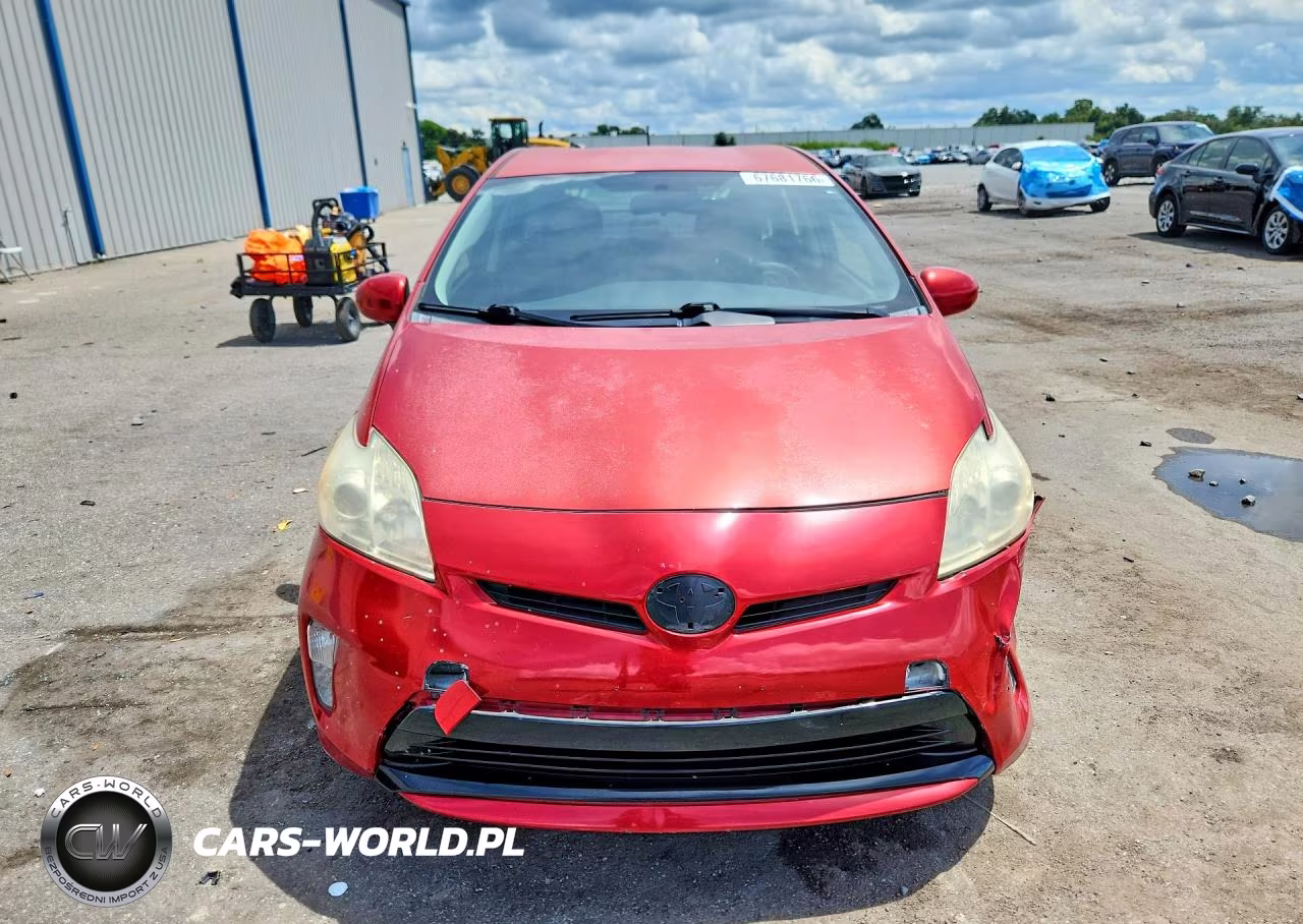 2013 Toyota Prius Three VIN:JTDKN3DU9D1732958 - 5