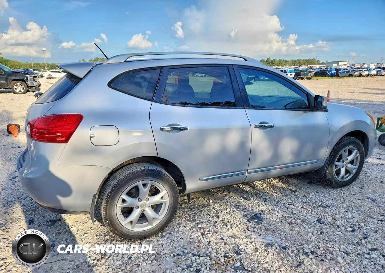 2011 Nissan Rogue S VIN:JN8AS5MT1BW572036 - 3