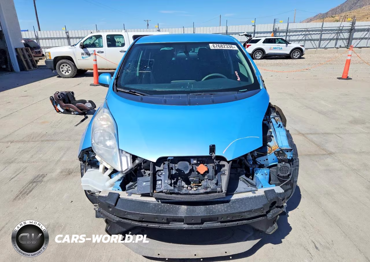 2015 Nissan Leaf S VIN:1N4AZ0CP0FC329426 - 5