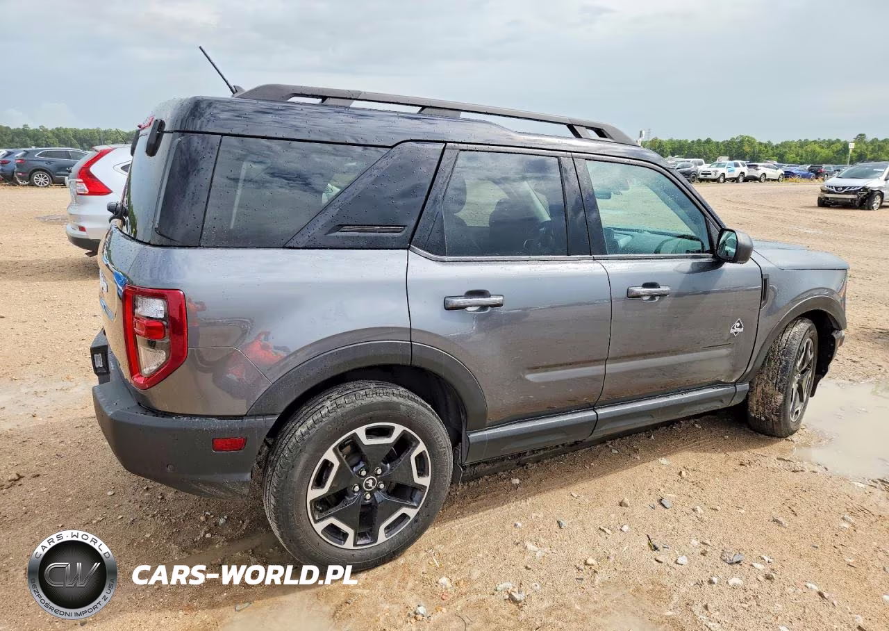 2024 Ford Bronco Sport Outer Banks VIN:3FMCR9C66RRF54272 - 3