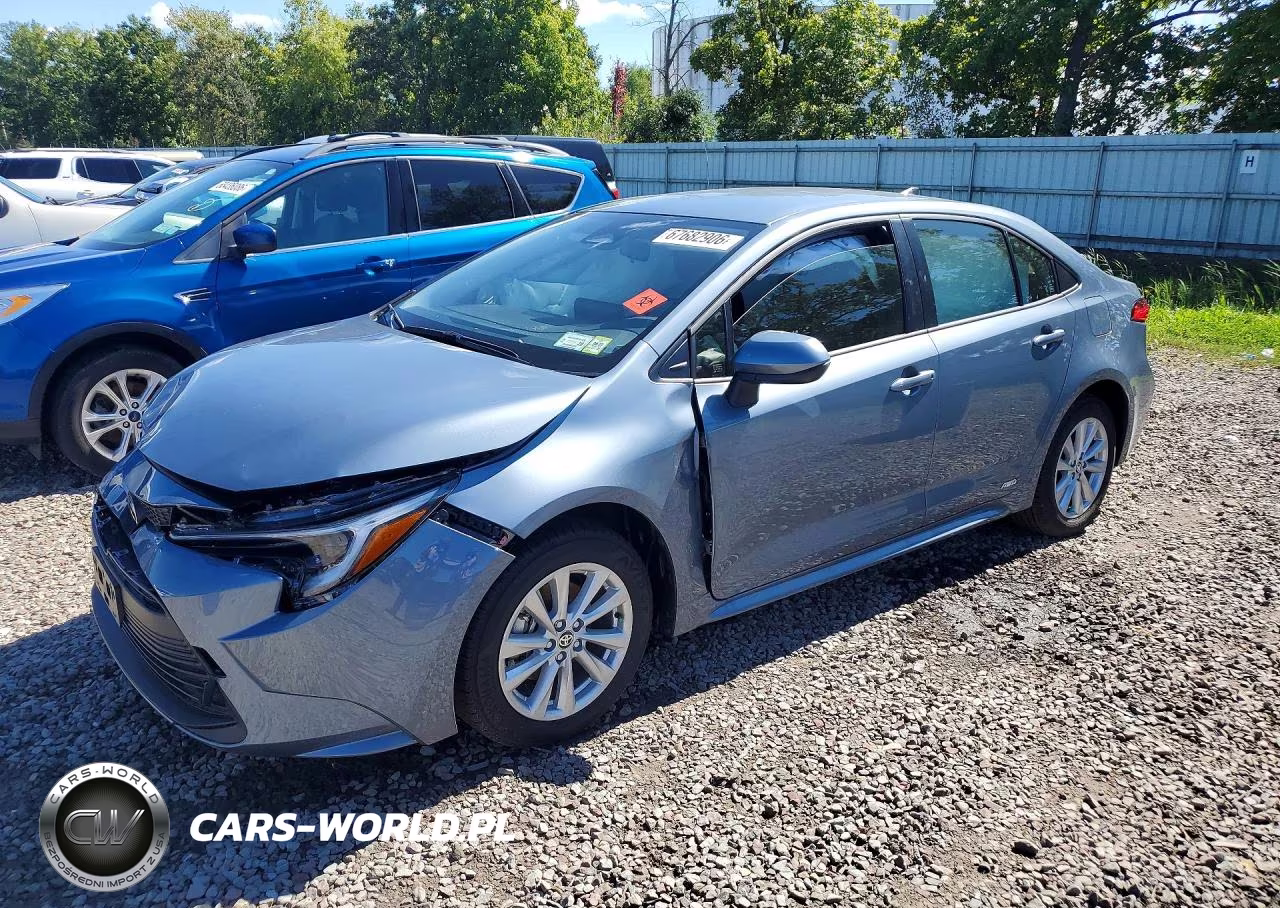 2026 Toyota Corolla Hybrid Le – zdjęcie 1 z 12