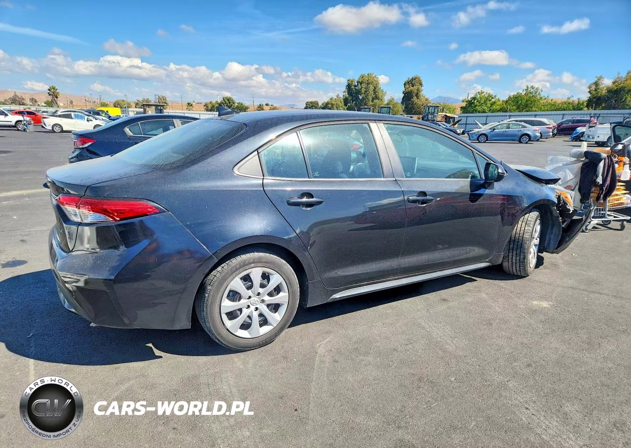 2021 Toyota Corolla Le VIN:5YFEPMAE7MP166224 - 3