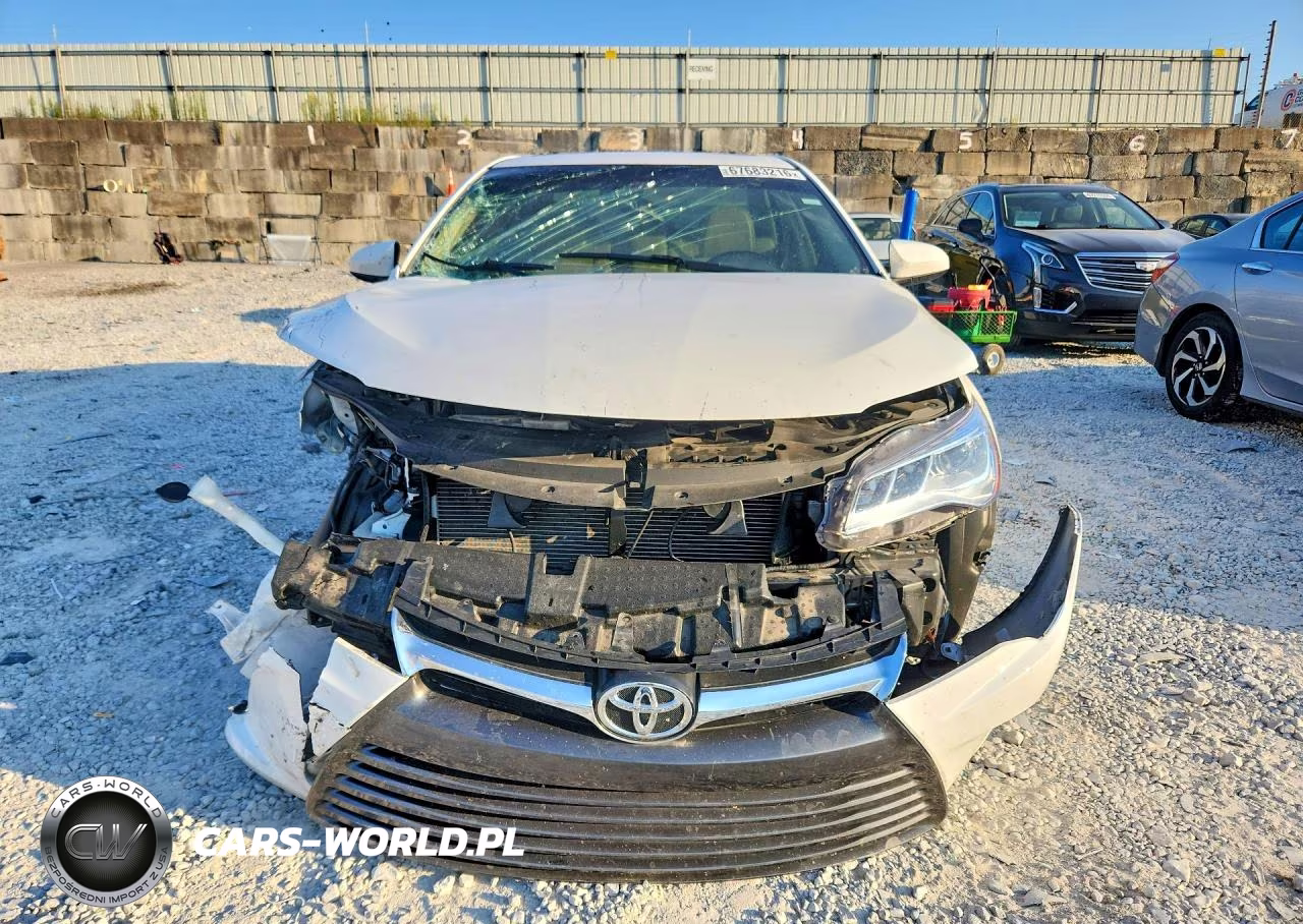 2017 Toyota Camry Xle V6 VIN:4T1BK1FKXHU031953 - 5
