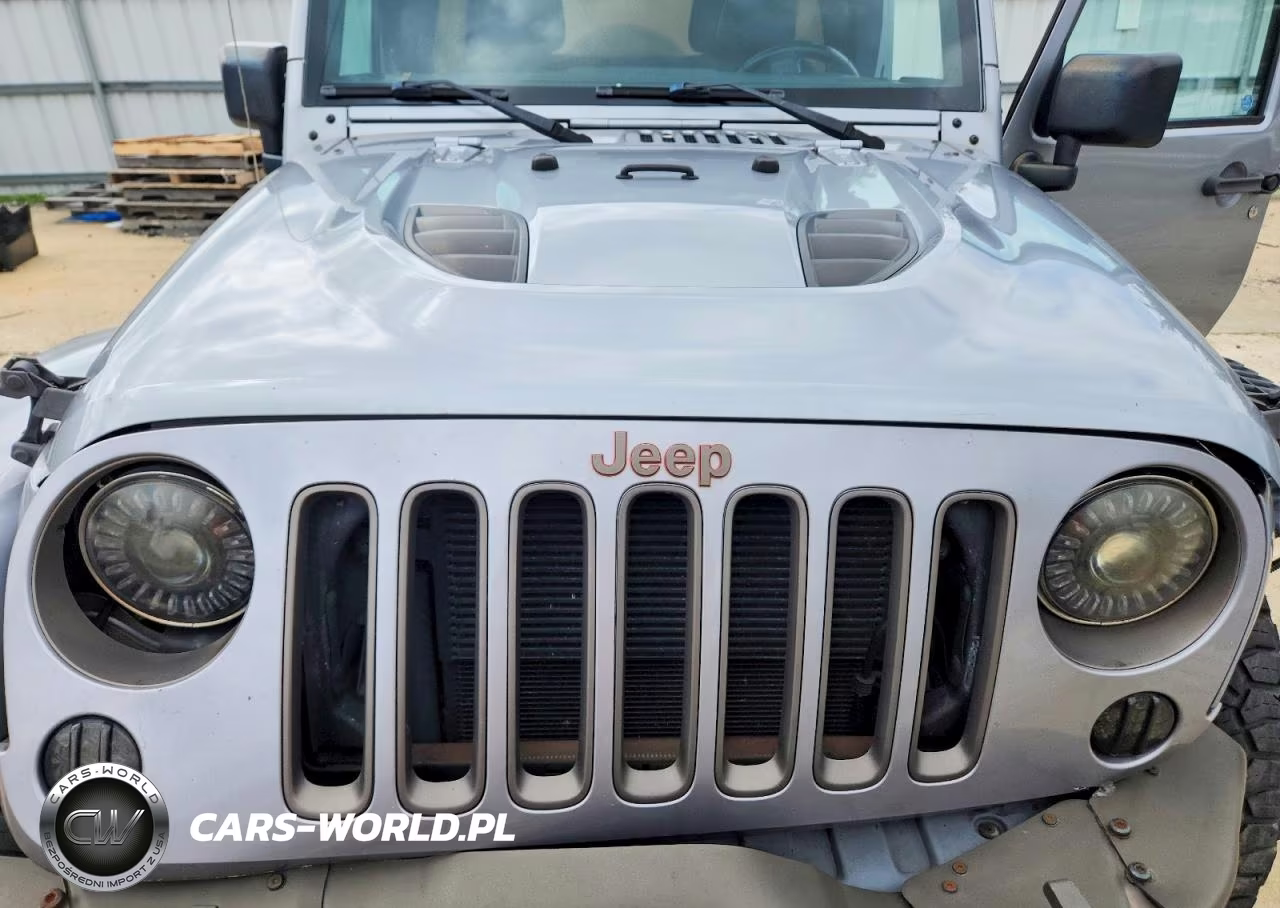 2016 Jeep Wrangler Unlimited Sahara VIN:1C4BJWEG0GL285922 - 12