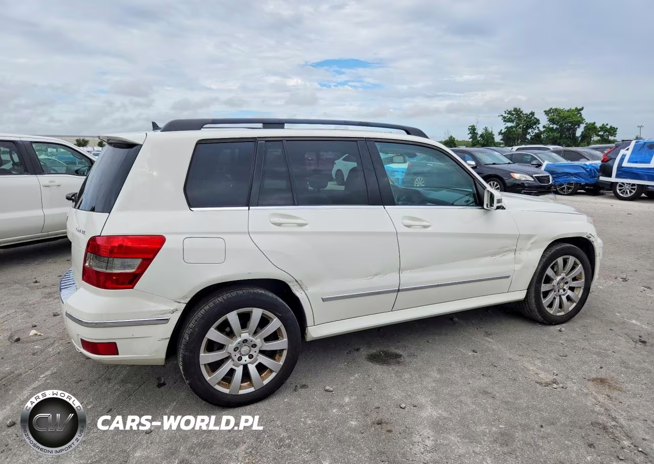 2011 Mercedes-Benz Glk 350 4Matic VIN:WDCGG8HB8BF599707 - 3
