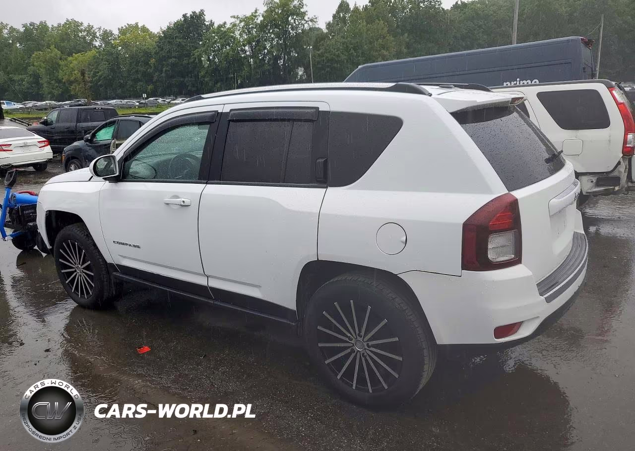 2015 Jeep Compass Latitude VIN:1C4NJDEB9FD105447 - 2