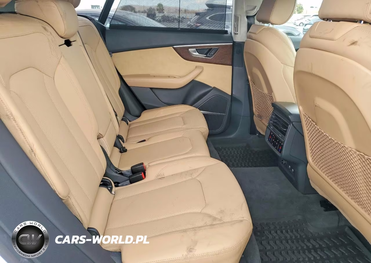 2019 Audi Q8 Prestige S-Line VIN:WA1FVAF13KD028415 - 10