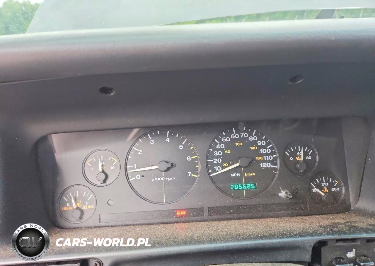 1998 Jeep Grand Cherokee Limited 5.9L VIN:1J4GZ88Z8WC153233 - 9