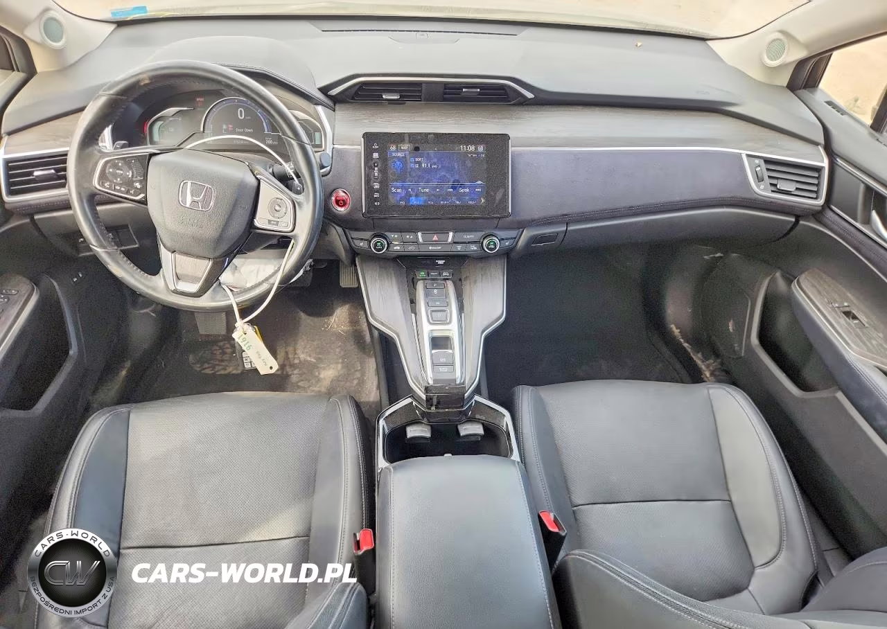 2018 Honda Clarity Touring VIN:JHMZC5F32JC021721 - 8