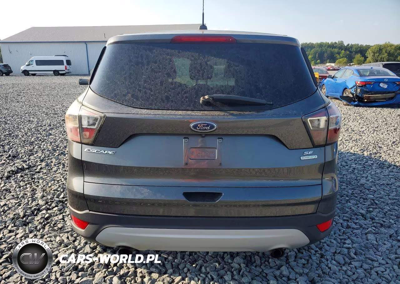 2017 Ford Escape Se VIN:1FMCU0GD5HUA53660 - 6