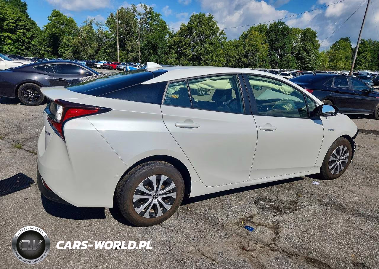 2022 Toyota Prius Le Awd-E VIN:JTDL9MFU0N3035437 - 3