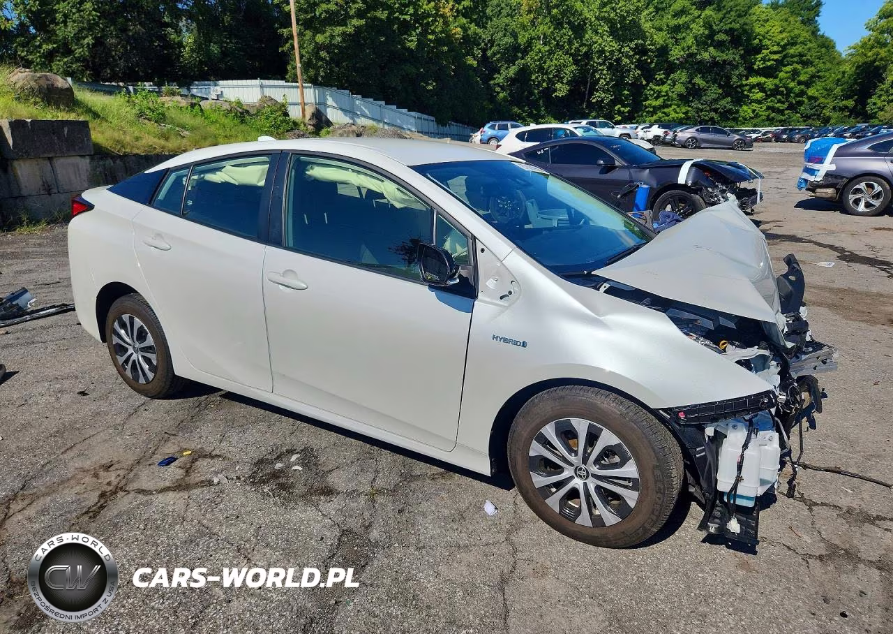 2022 Toyota Prius Le Awd-E VIN:JTDL9MFU0N3035437 - 4