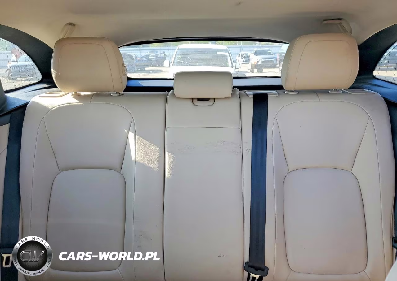 2017 Jaguar F-Pace Premium VIN:SADCJ2BV3HA047452 - 10