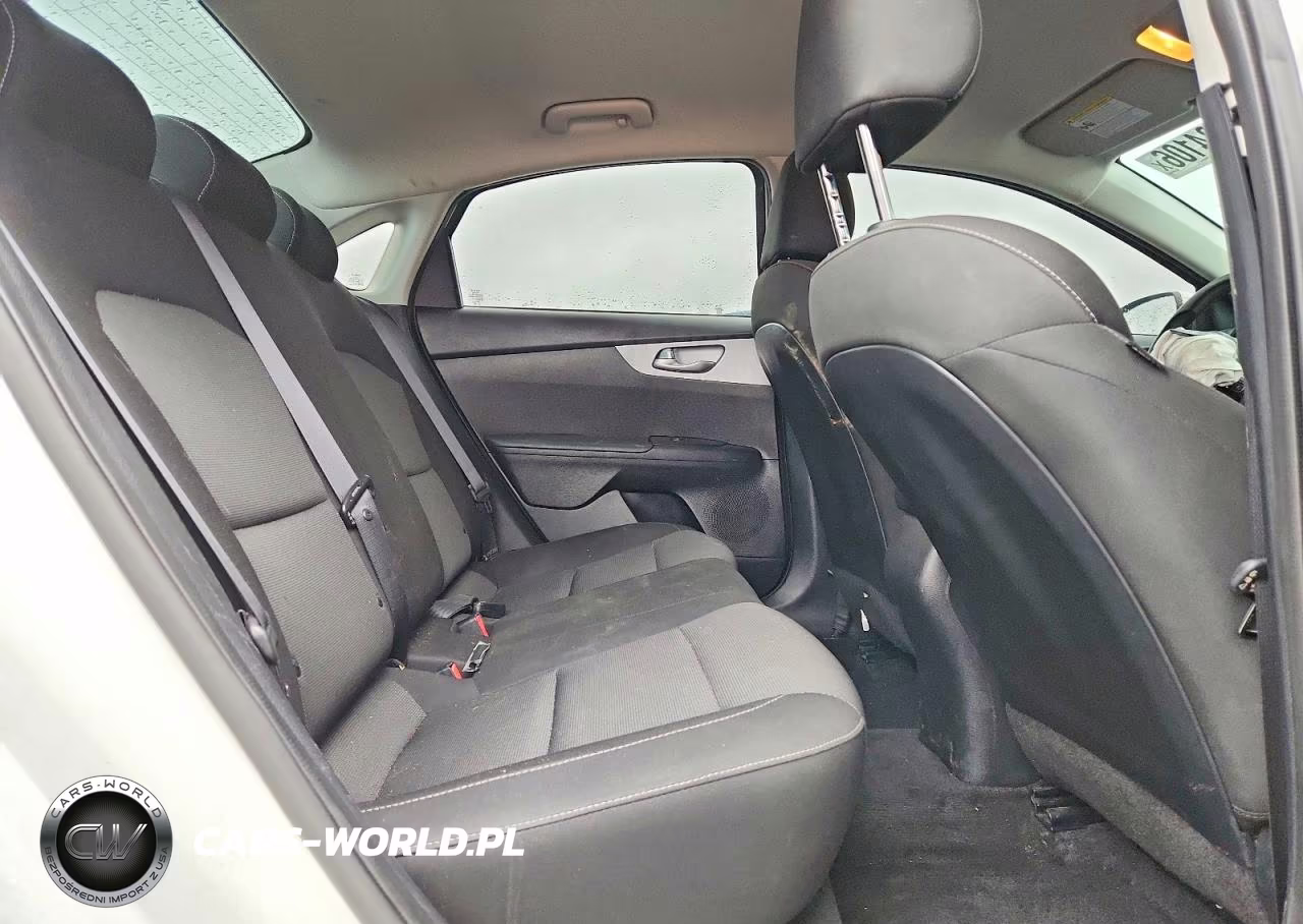 2024 Kia Forte Lx VIN:3KPF24ADXRE725574 - 10