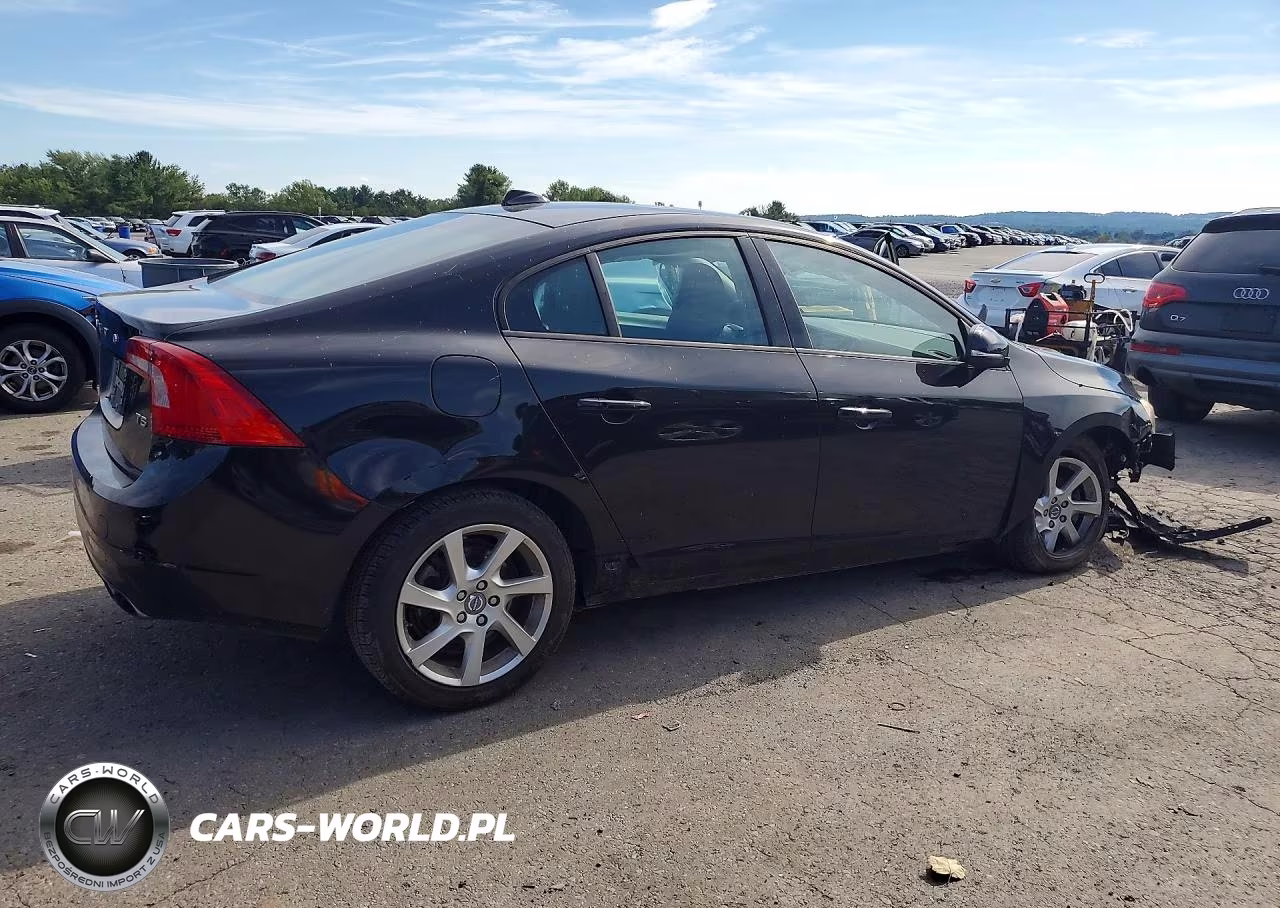 2015 Volvo S60 VIN:YV140MFJ4F1350544 - 3