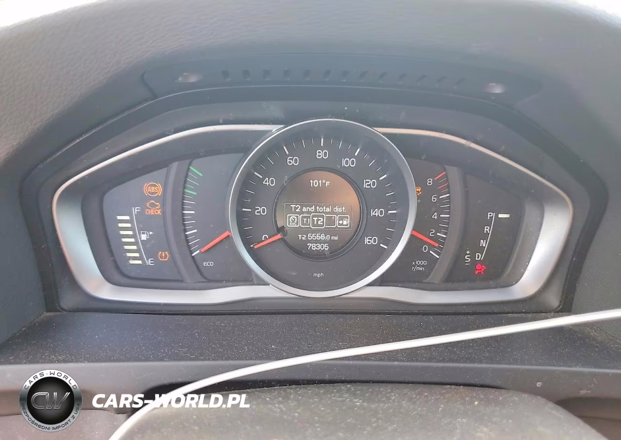2015 Volvo S60 VIN:YV140MFJ4F1350544 - 9
