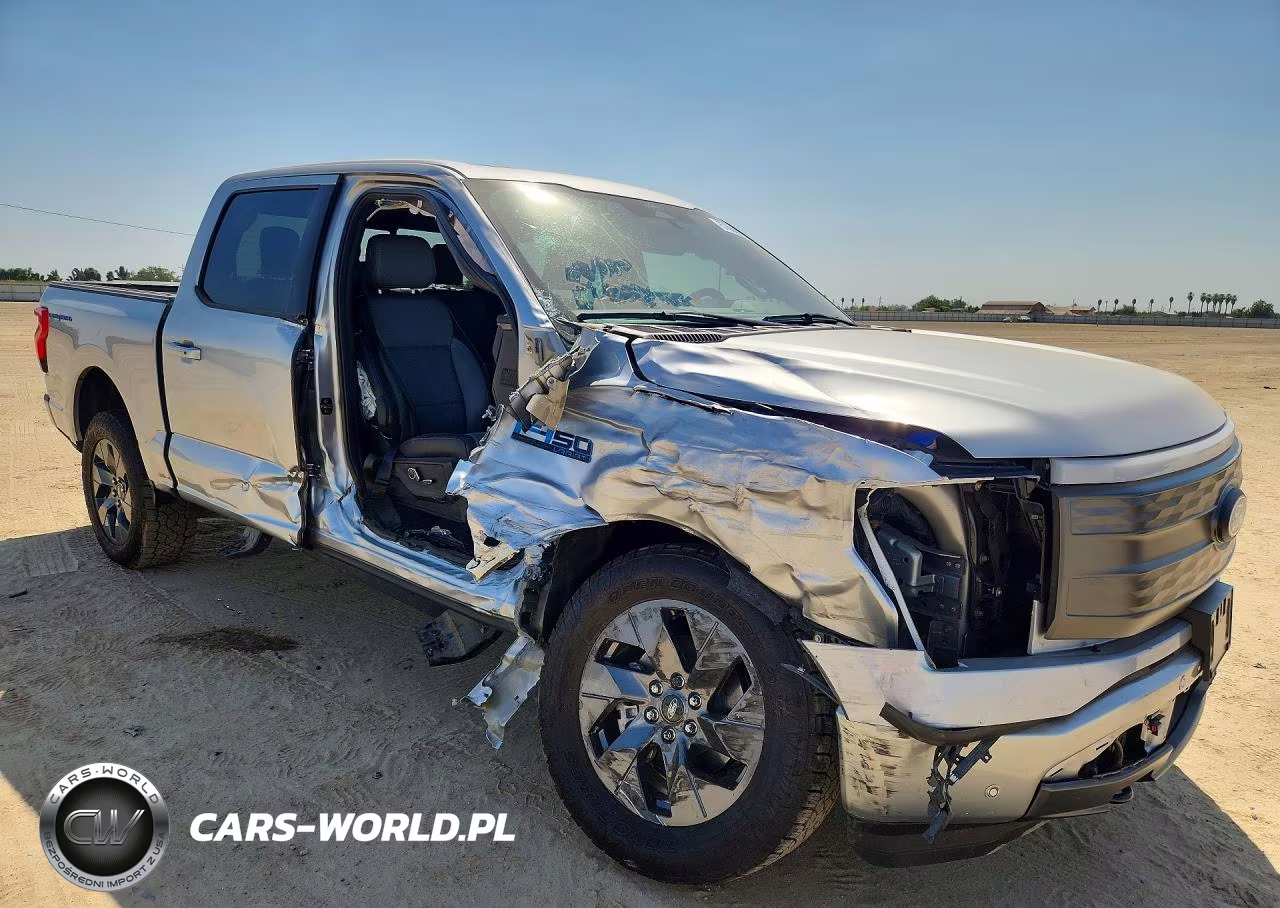 2025 Ford F150 Lightning Lariat VIN:1FT6W5L75SWG20308 - 4