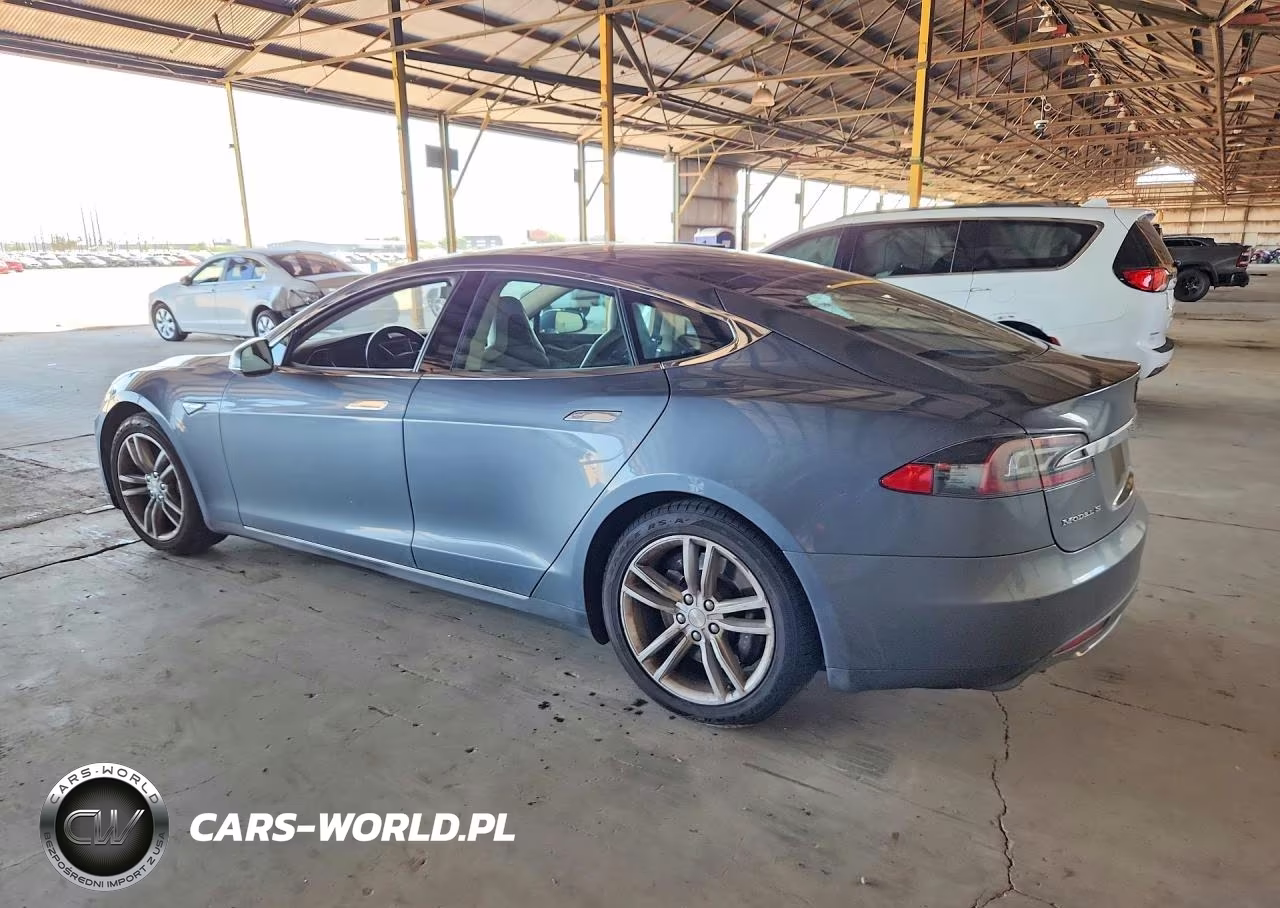 2013 Tesla Model S VIN:5YJSA1CNXDFP27222 - 2