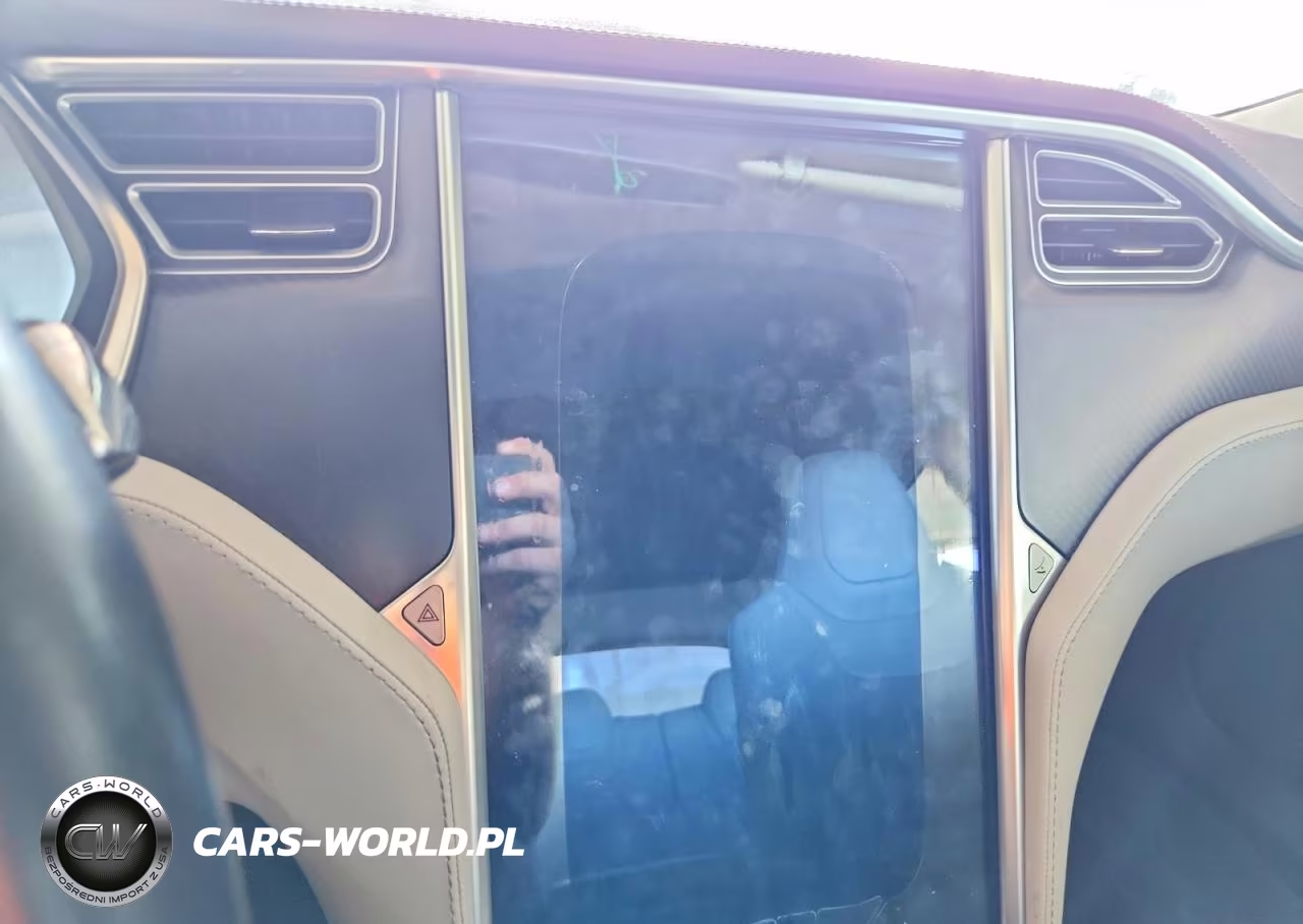 2013 Tesla Model S VIN:5YJSA1CNXDFP27222 - 9