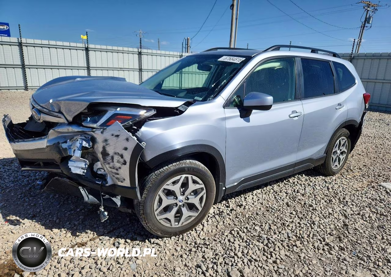 2021 Subaru Forester Premium VIN:JF2SKAFC8MH536102 - 1