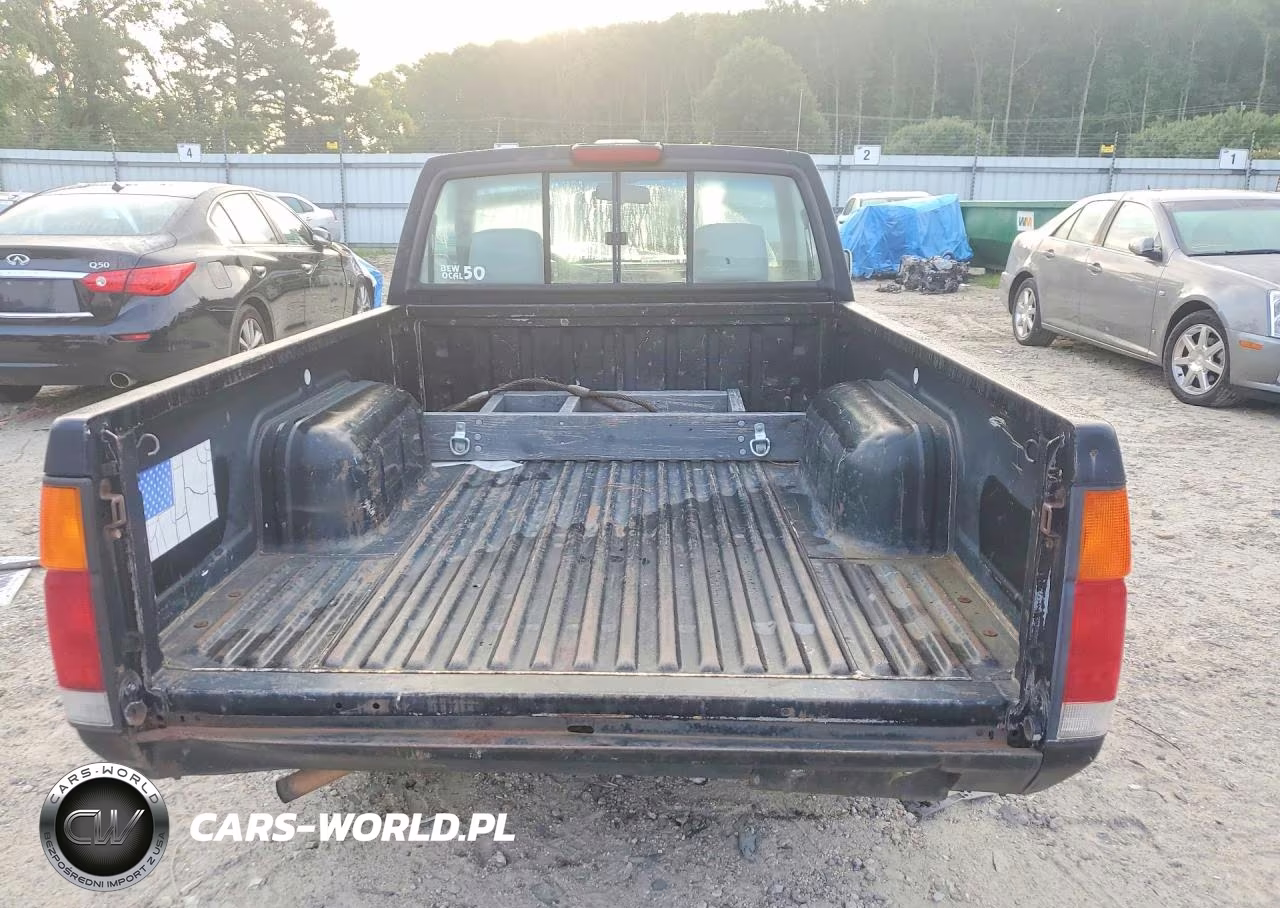 1994 Nissan Truck Base VIN:1N6SD11S6RC378674 - 6