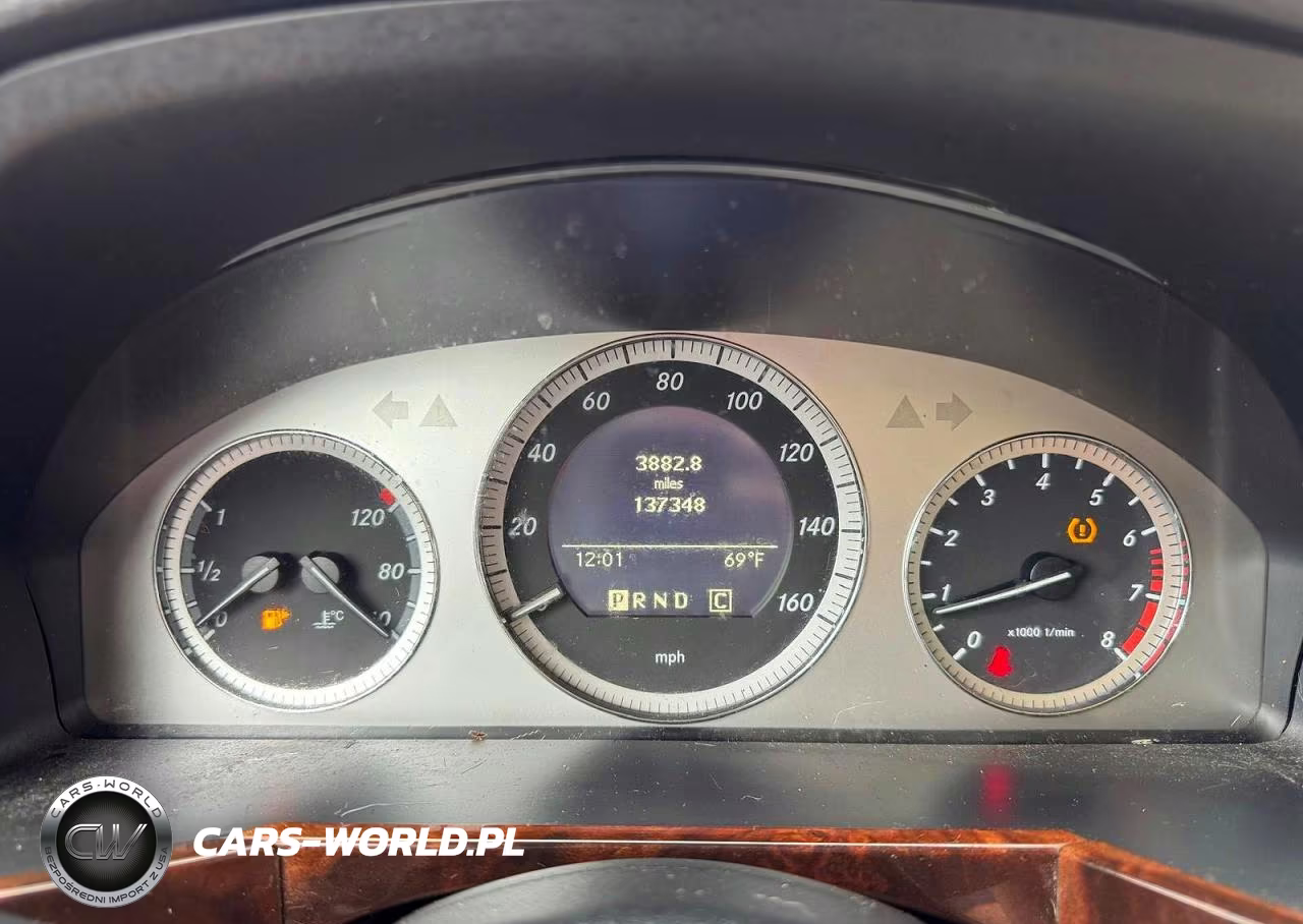 2010 Mercedes-Benz Glk 350 4Matic VIN:WDCGG8HB2AF452197 - 10