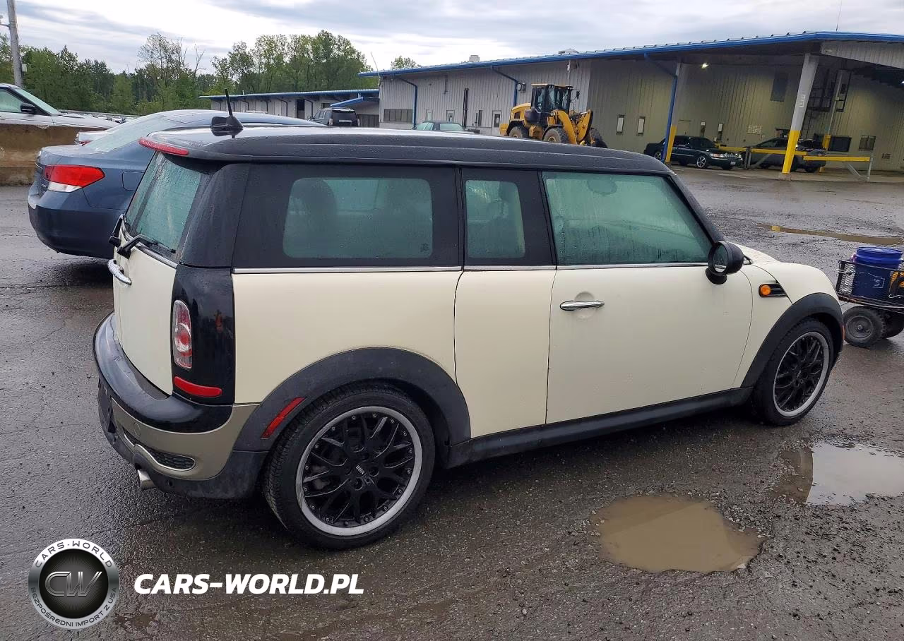 2011 MINI COOPER CLUBMAN VIN:WMWZF3C52BTX82234 - 3
