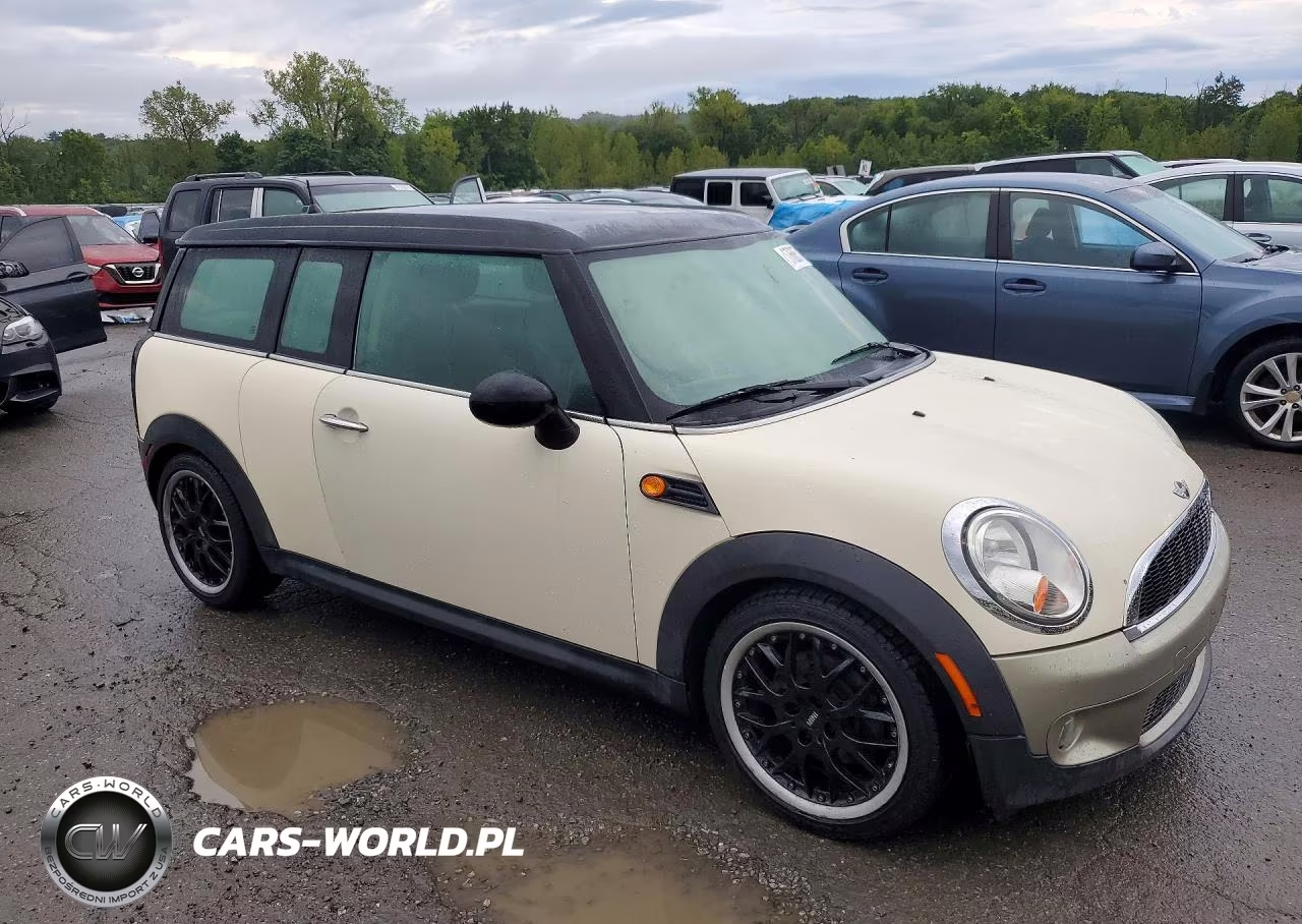 2011 MINI COOPER CLUBMAN VIN:WMWZF3C52BTX82234 - 4