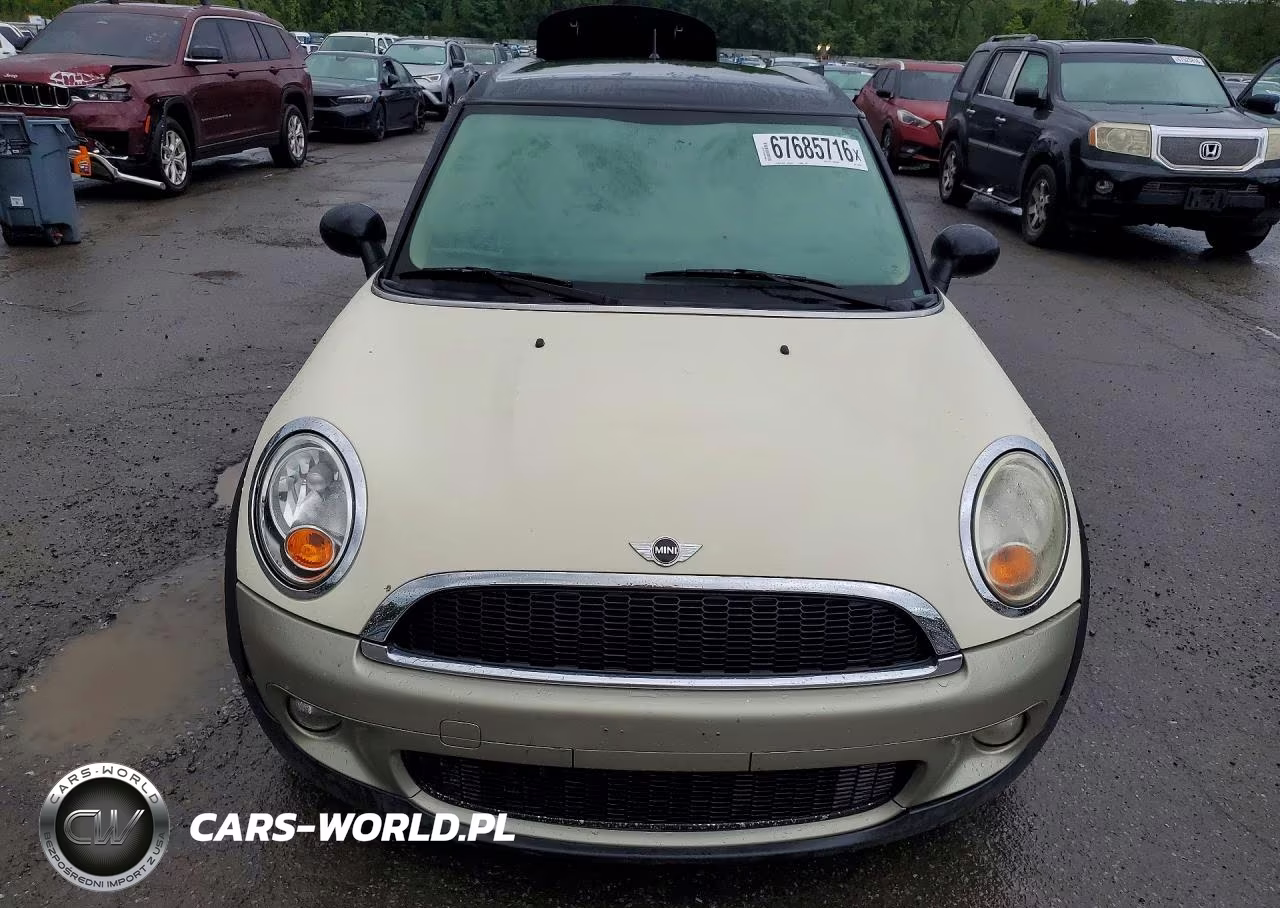 2011 MINI COOPER CLUBMAN VIN:WMWZF3C52BTX82234 - 5