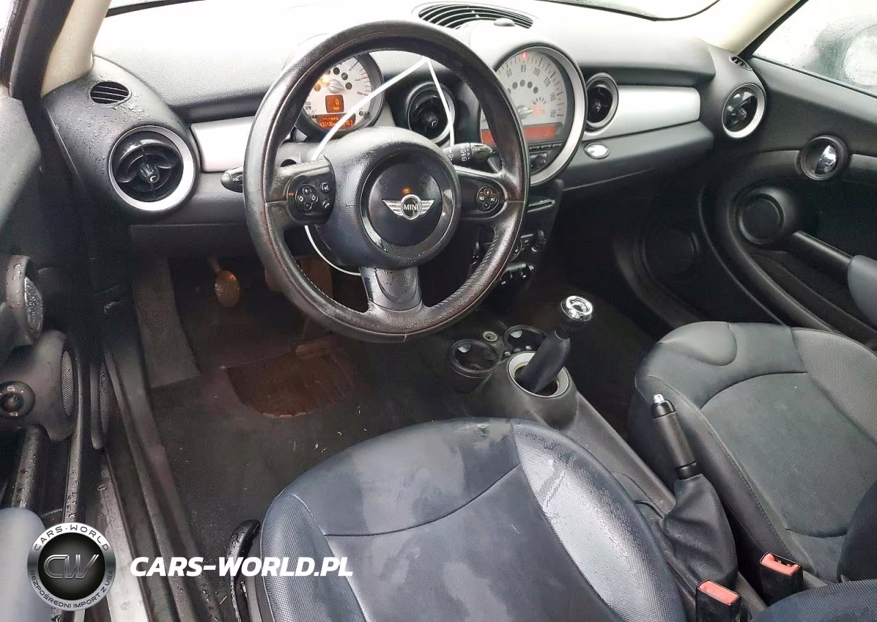 2011 MINI COOPER CLUBMAN VIN:WMWZF3C52BTX82234 - 8