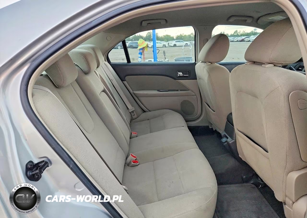2010 Ford Fusion Hybrid VIN:3FADP0L30AR379527 - 10